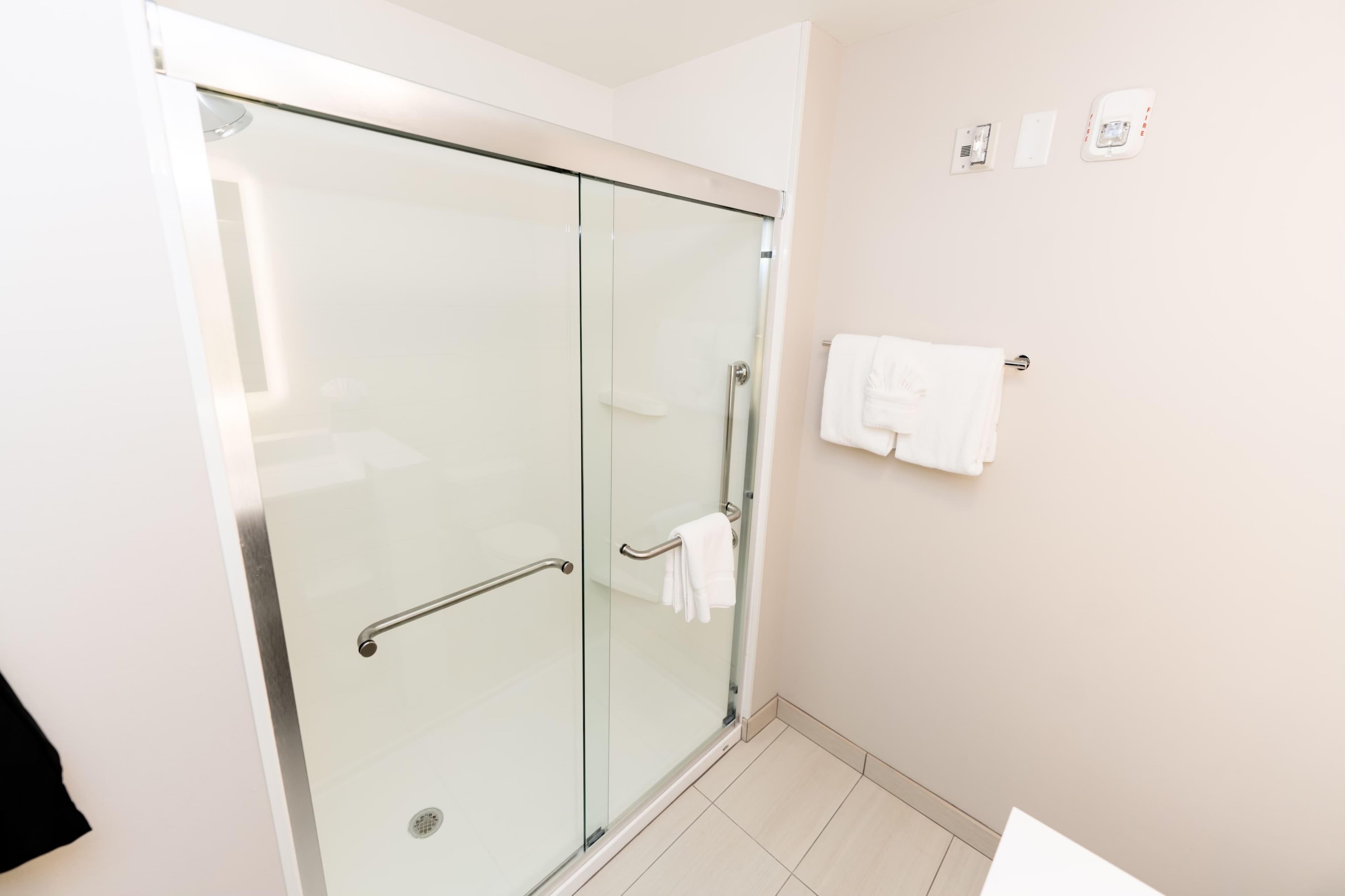 Holiday Inn Express & Suites Franklin - Berry Farms — 12