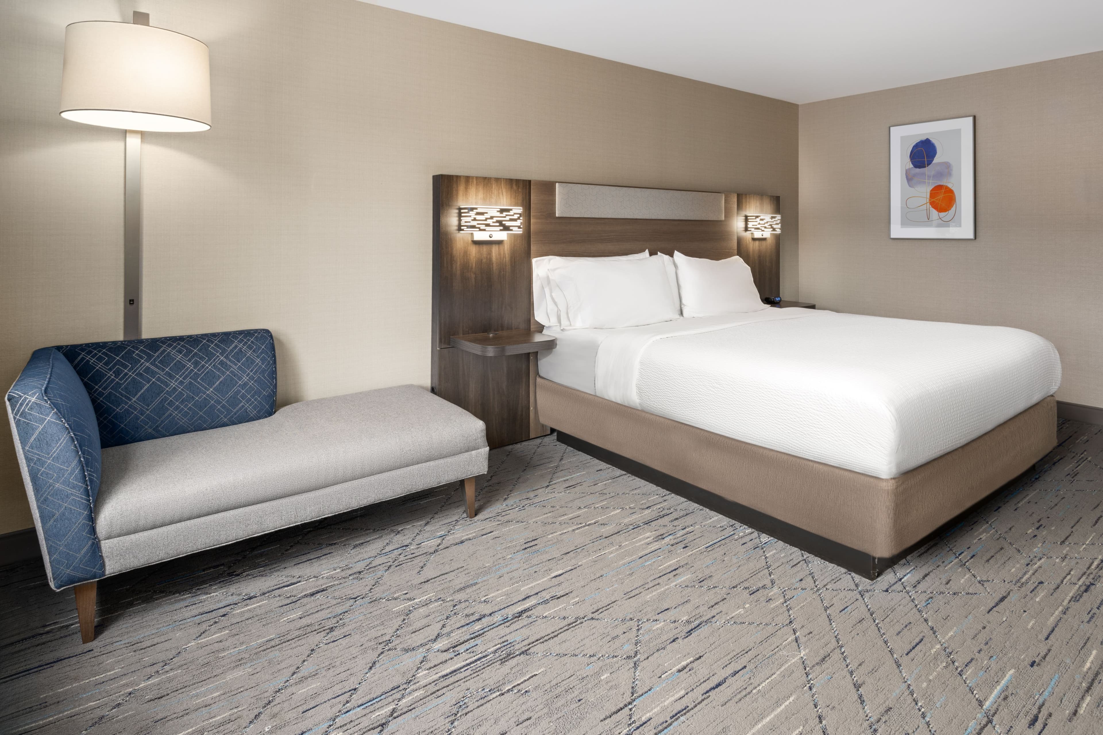 Holiday Inn Express & Suites Freeport - Brunswick Area - Image 5