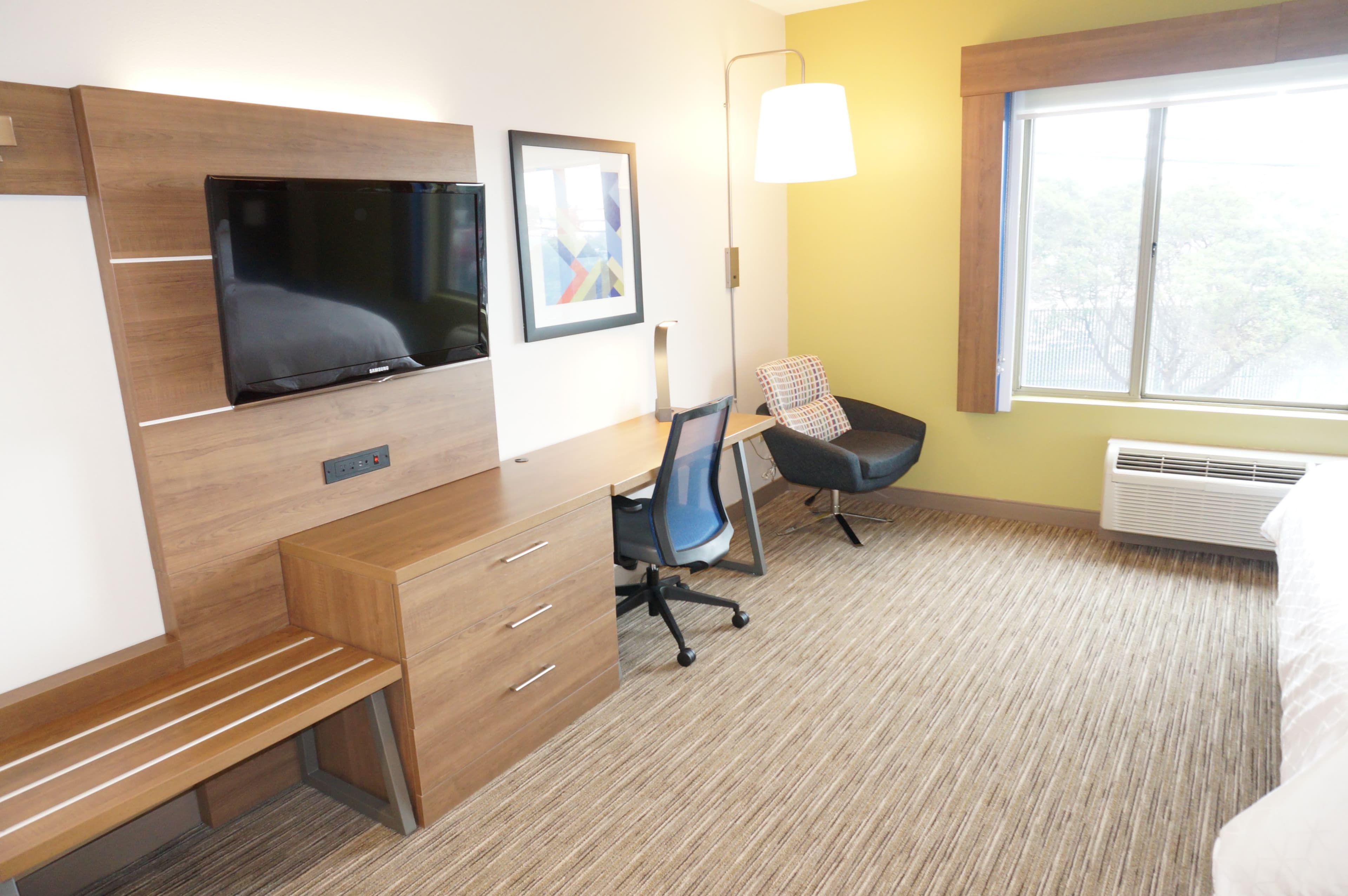 Holiday Inn Express & Suites Fremont - Milpitas Central — 7