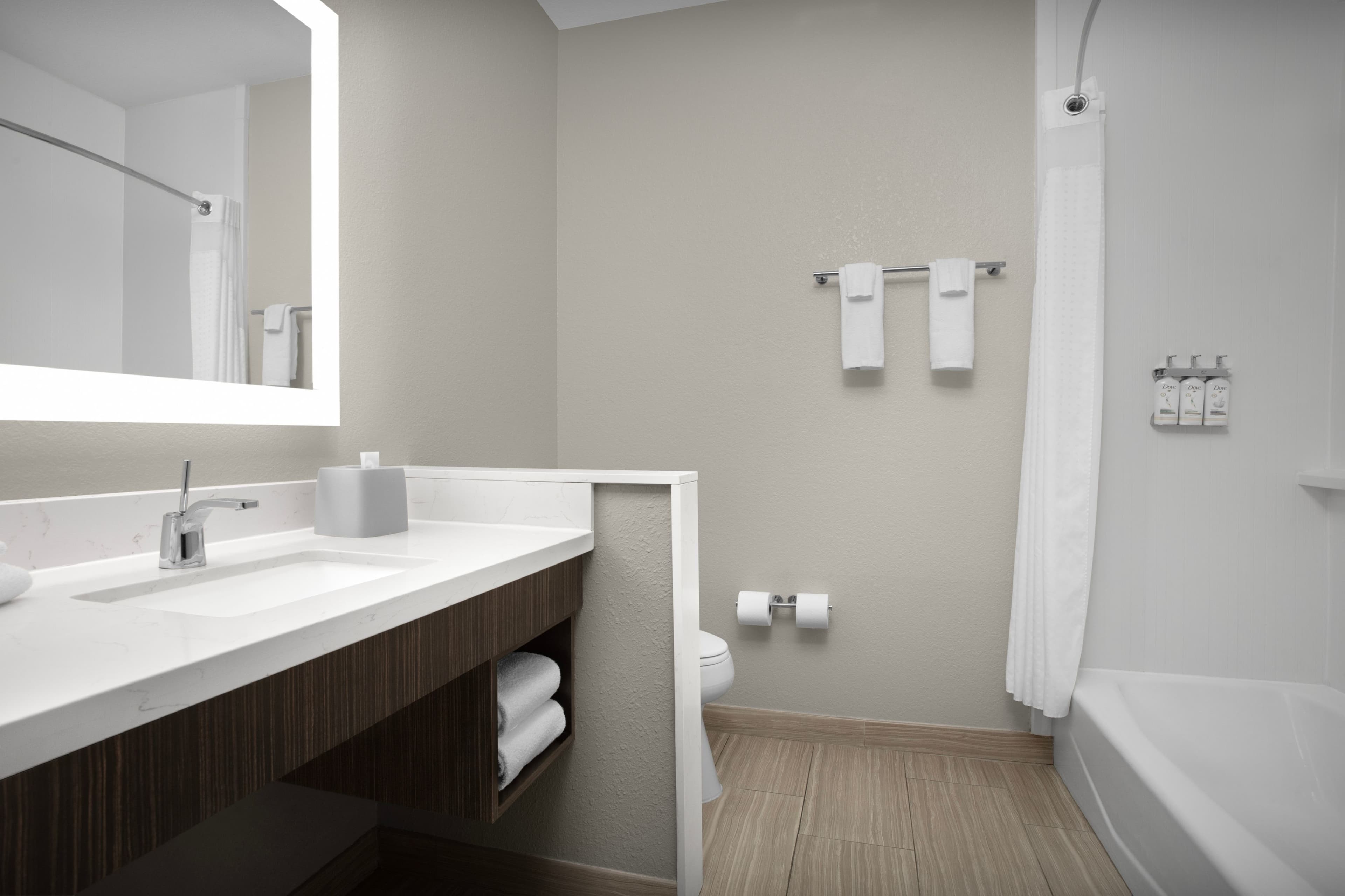 Holiday Inn Express & Suites Birmingham North - Fultondale — 32