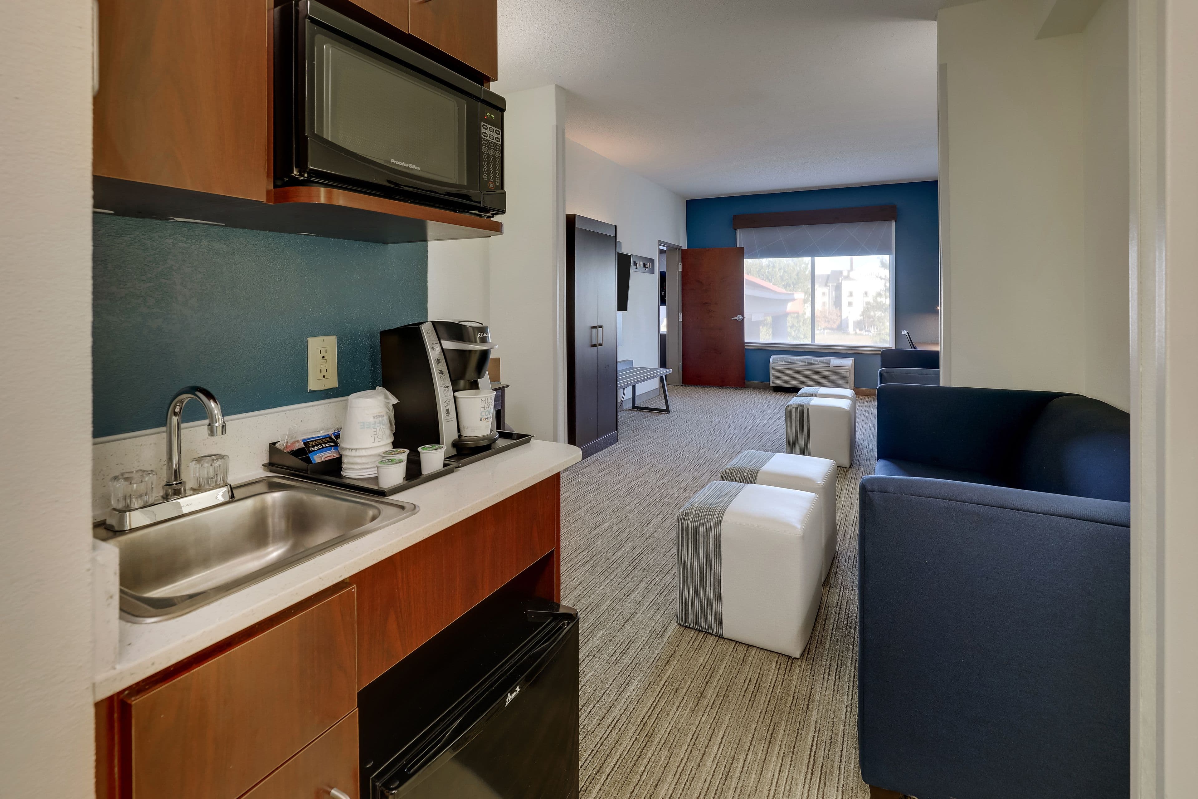 Holiday Inn Express & Suites Gadsden W-Near Attalla — 51