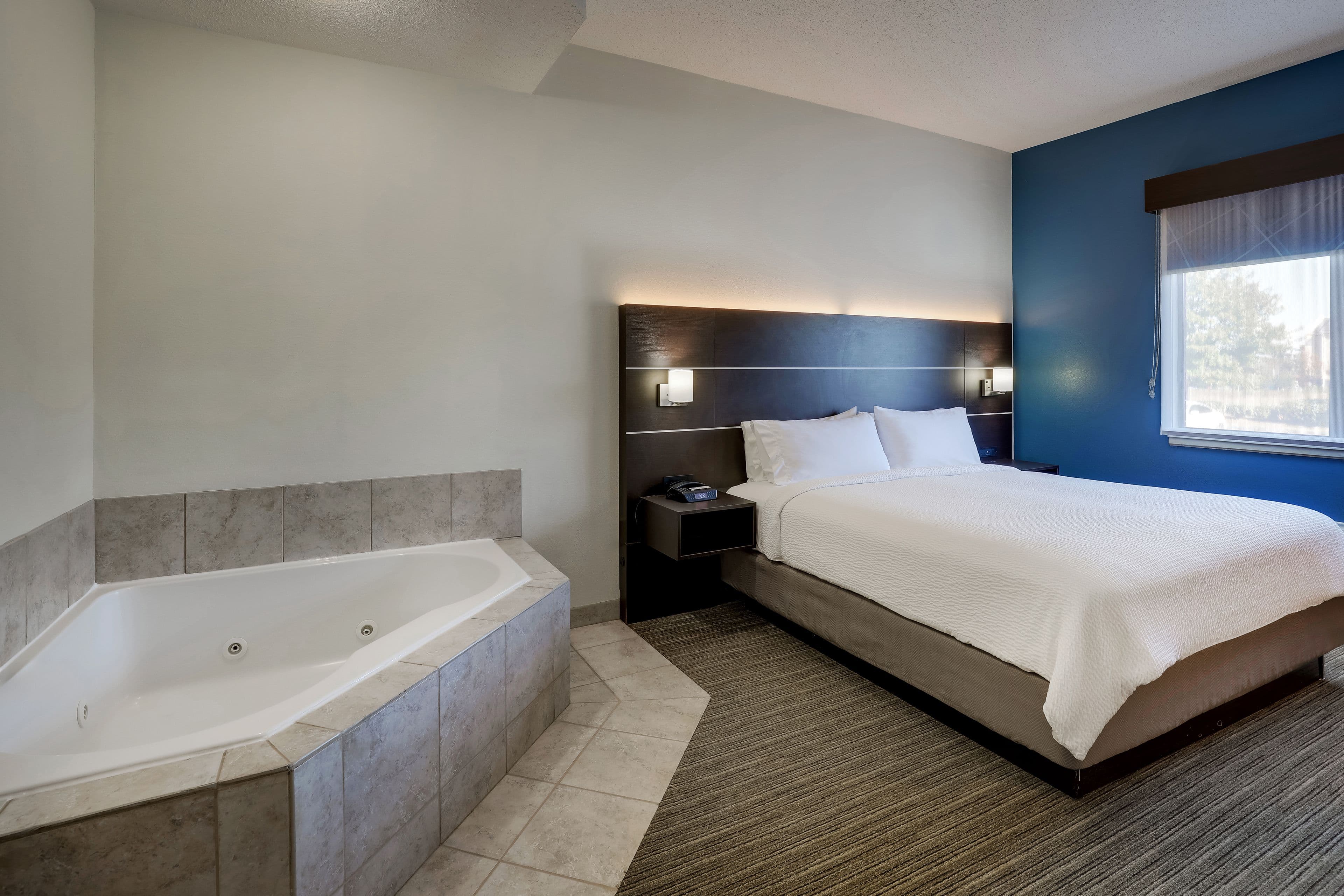 Holiday Inn Express & Suites Gadsden W-Near Attalla — 27