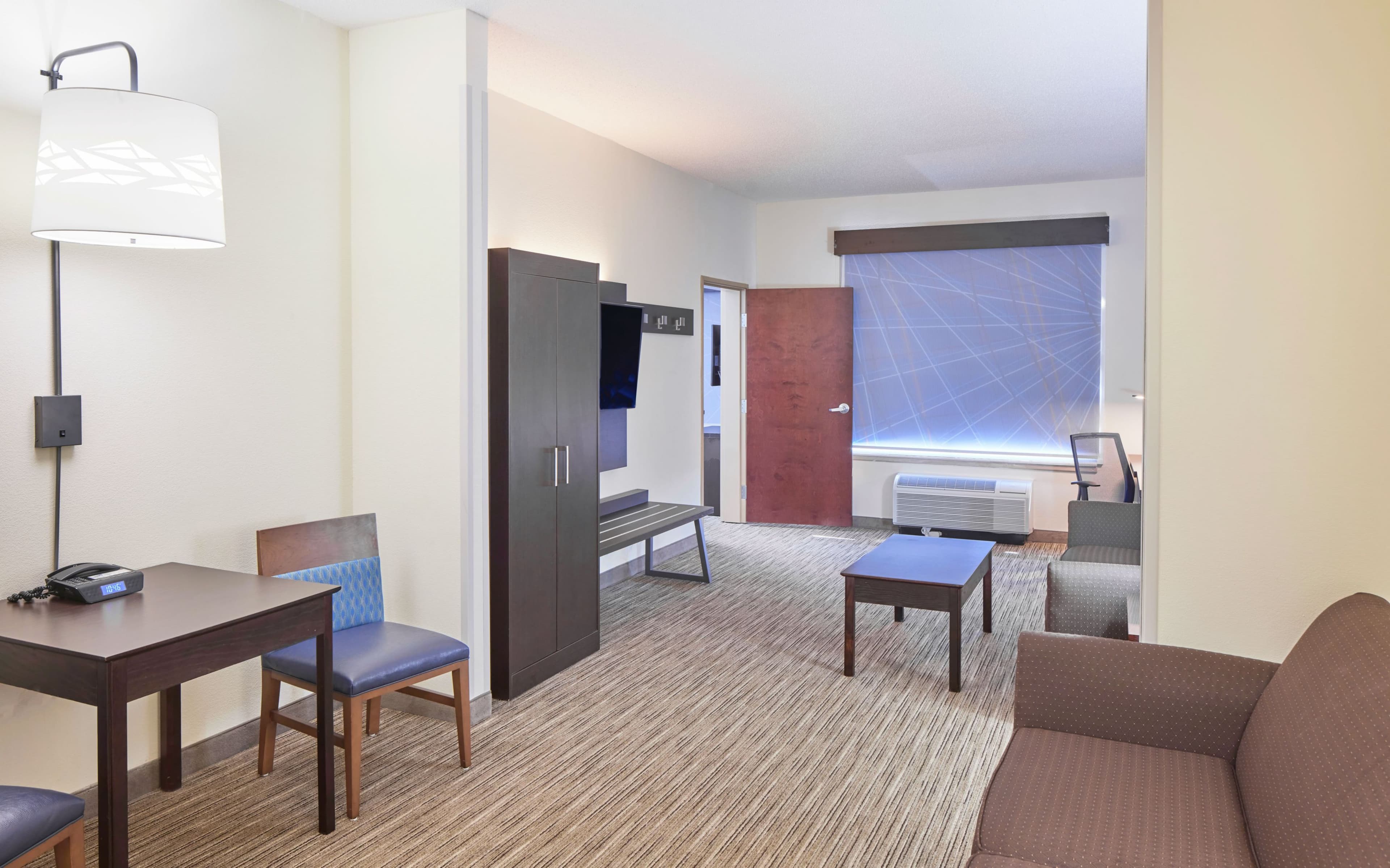 Holiday Inn Express & Suites Gadsden W-Near Attalla — 61