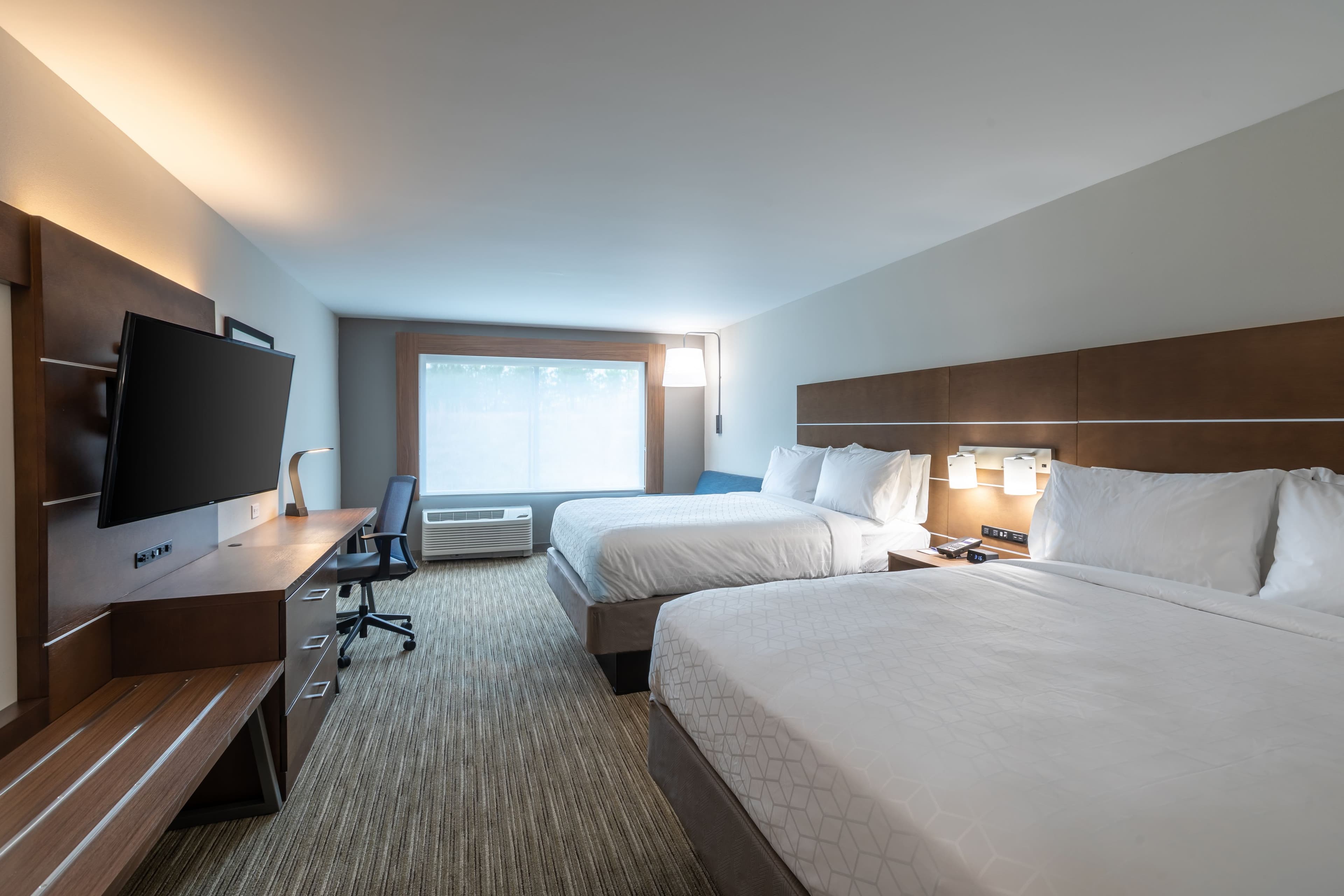 Holiday Inn Express & Suites Gainesville - Lake Lanier Area — 17