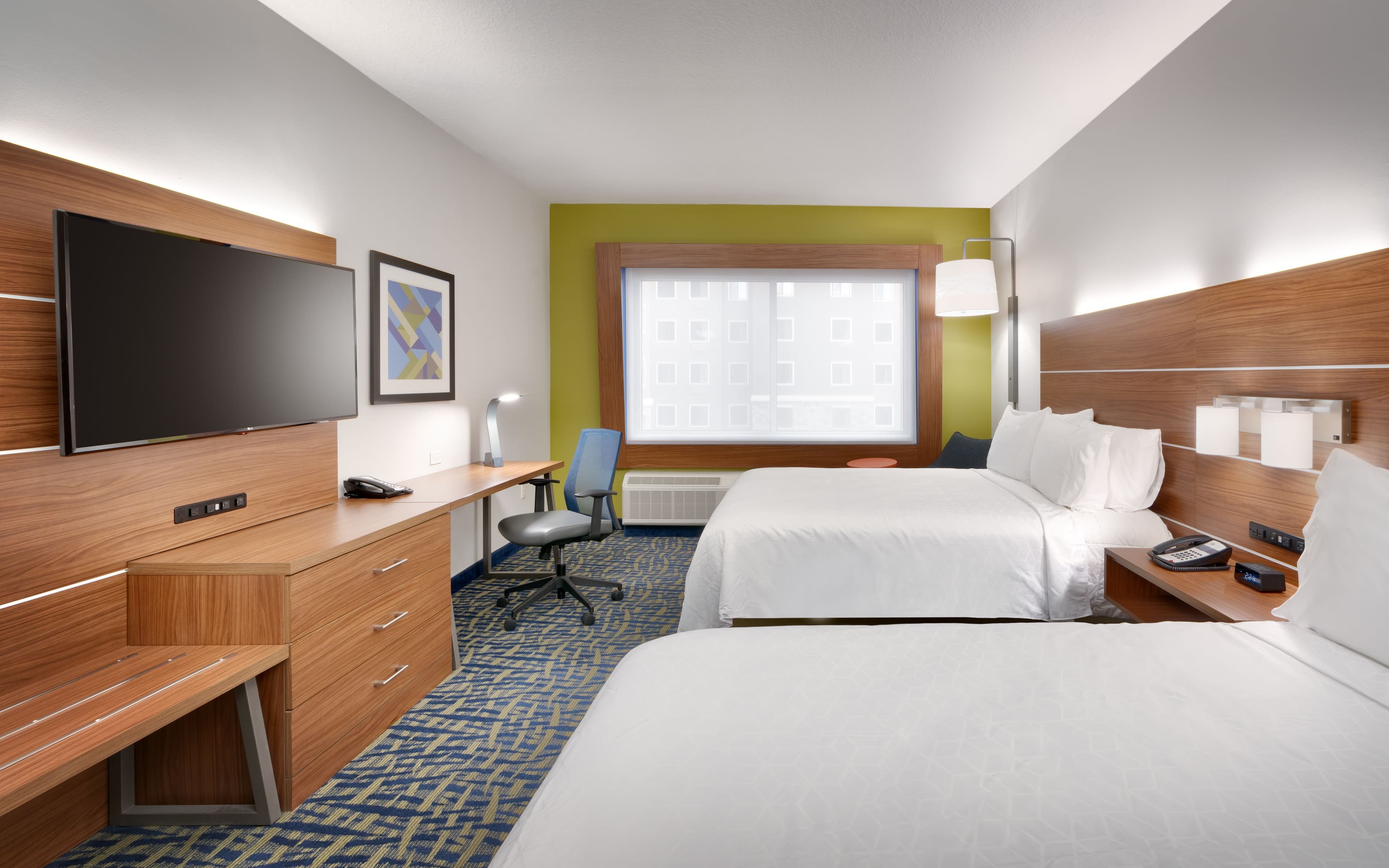 Holiday Inn Express & Suites Gainesville I-75 — 20