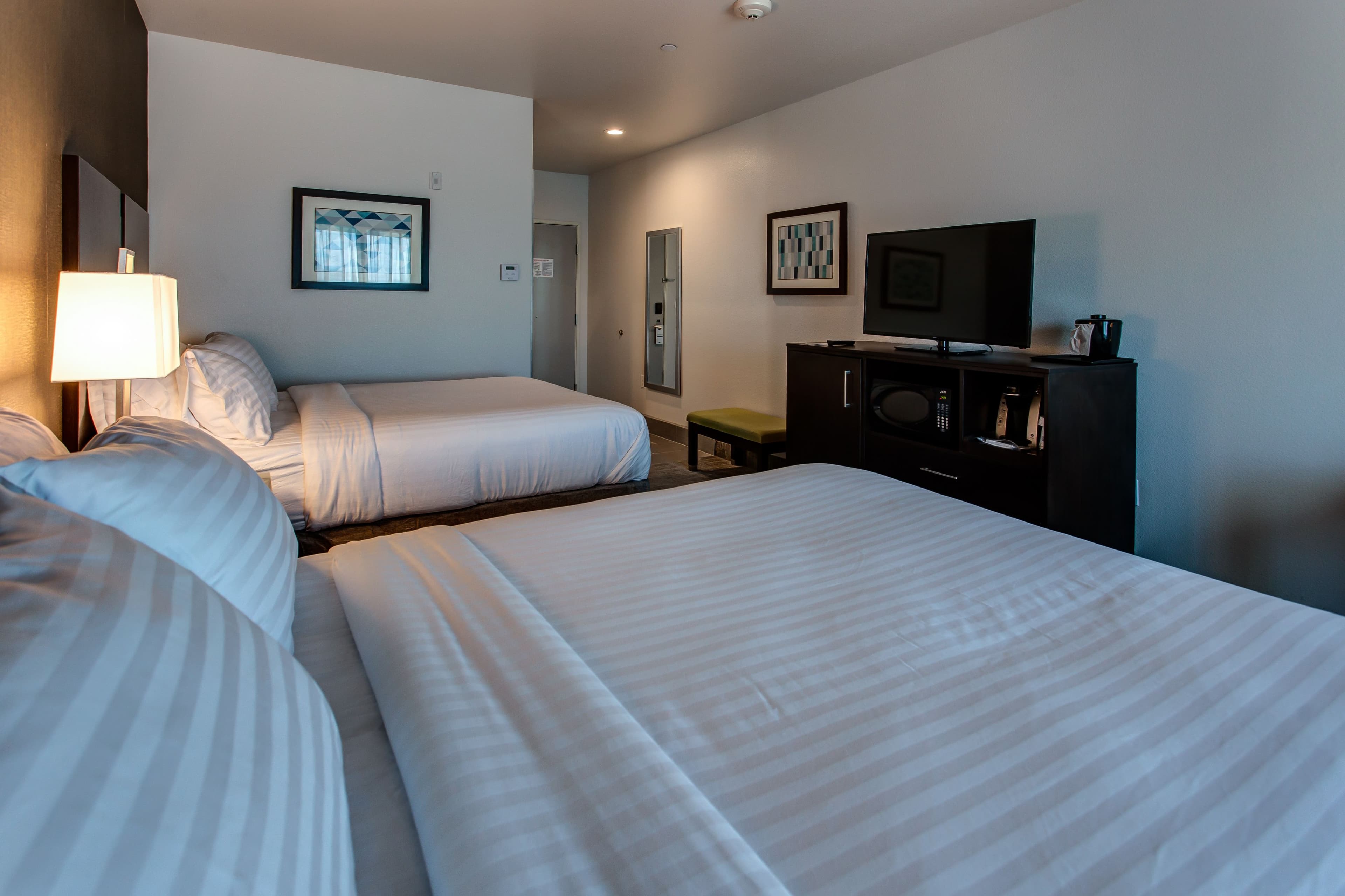 Holiday Inn Express & Suites Gatesville - N. Ft Hood — 13