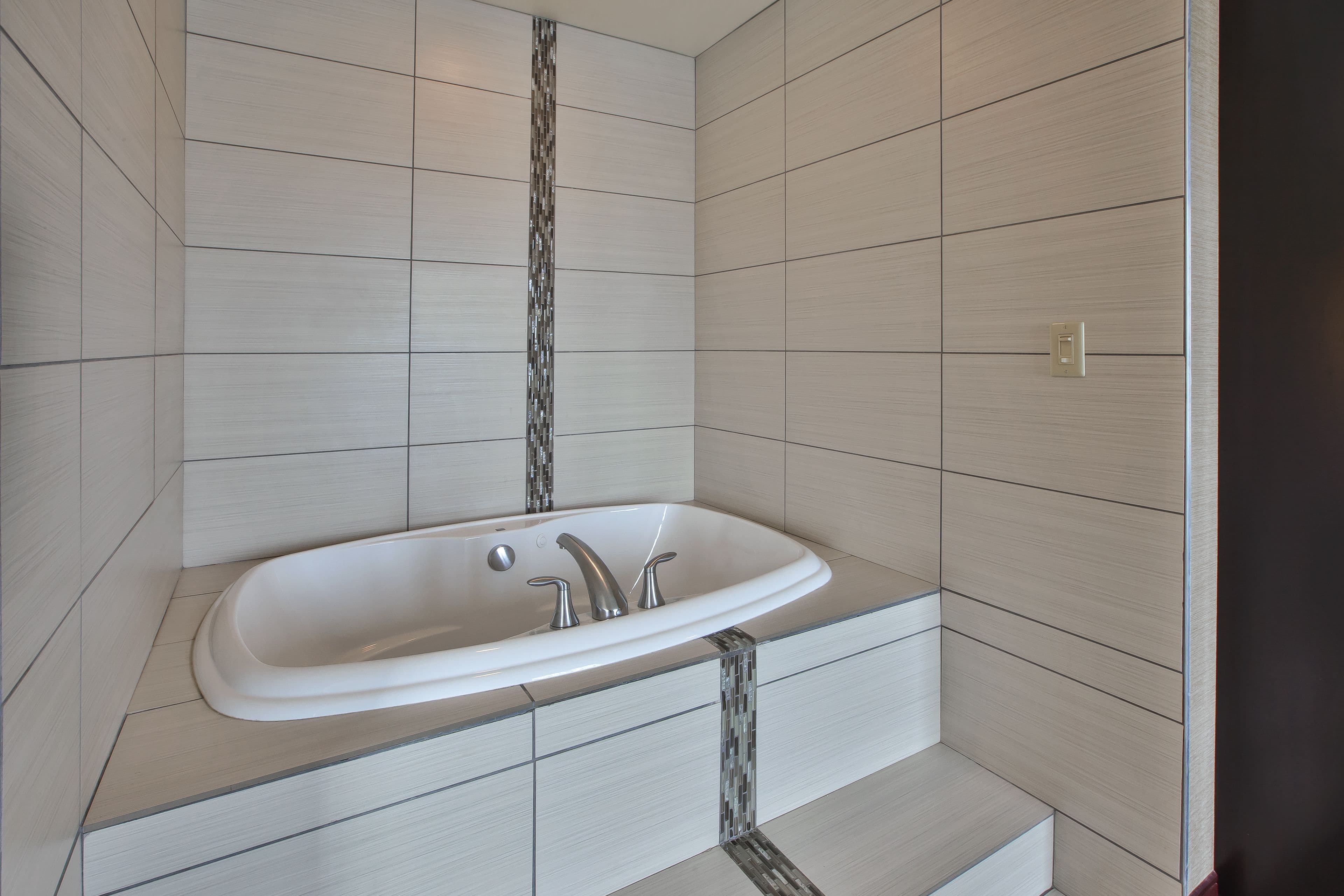 Holiday Inn Express & Suites Geneva Finger Lakes — 47