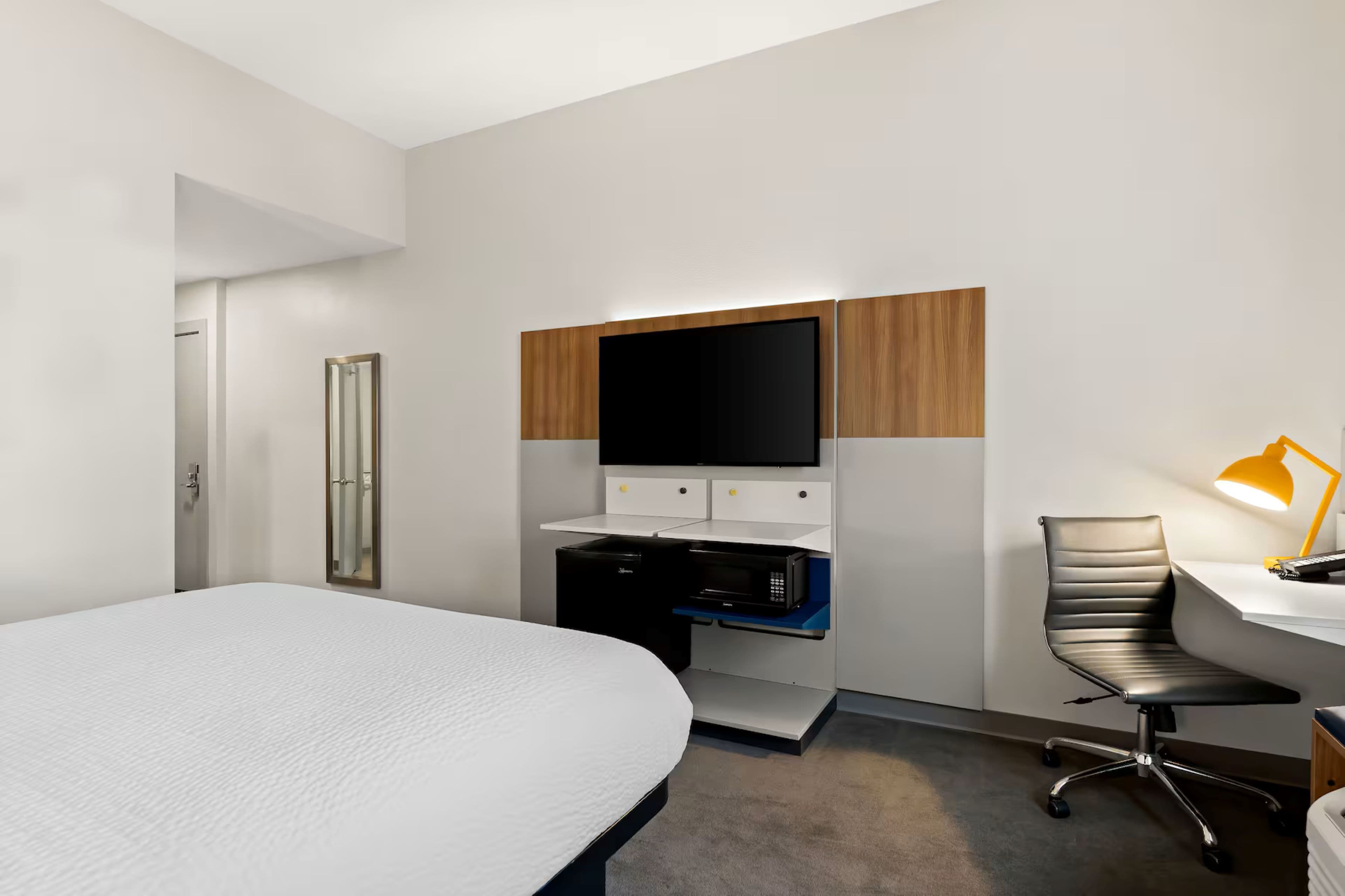 Holiday Inn Express & Suites George - Quincy South — 26