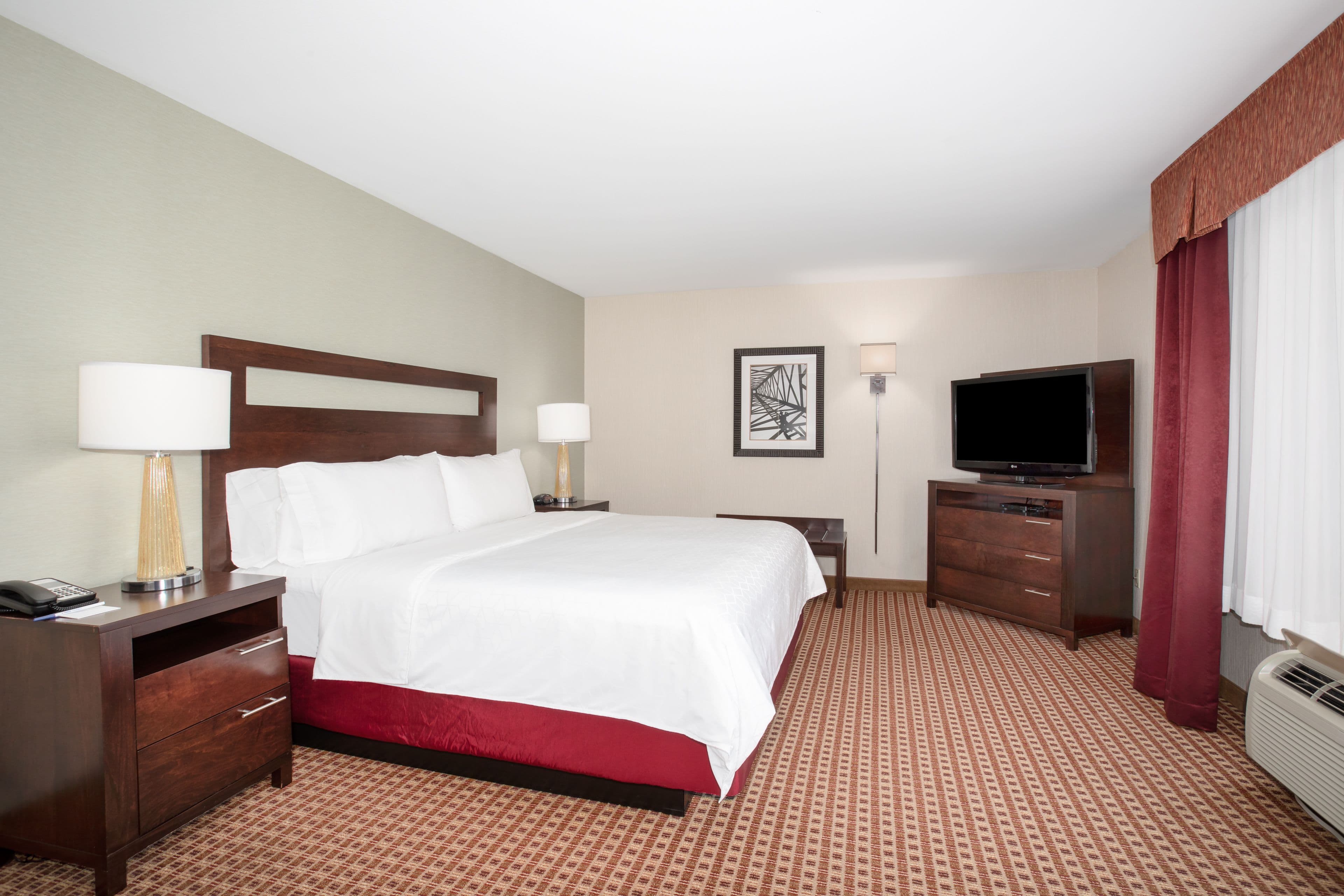 Holiday Inn Express & Suites Gillette — 6