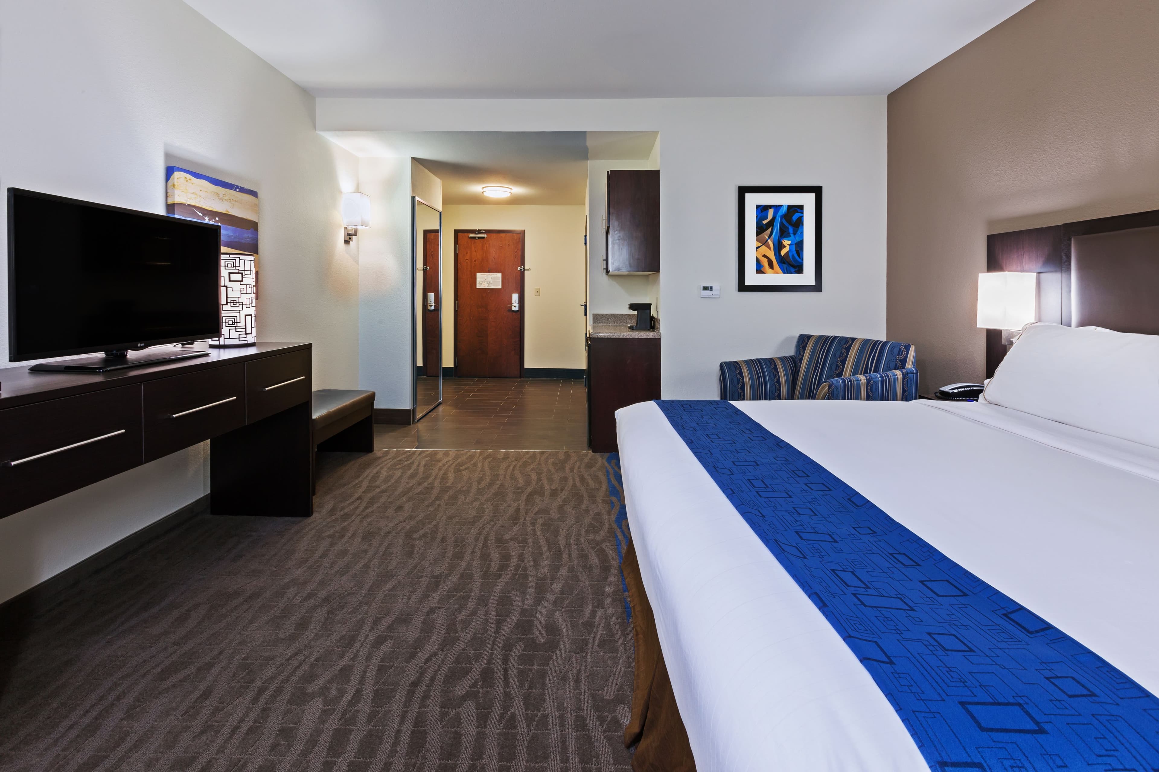 Holiday Inn Express & Suites Glenpool-Tulsa South — 11