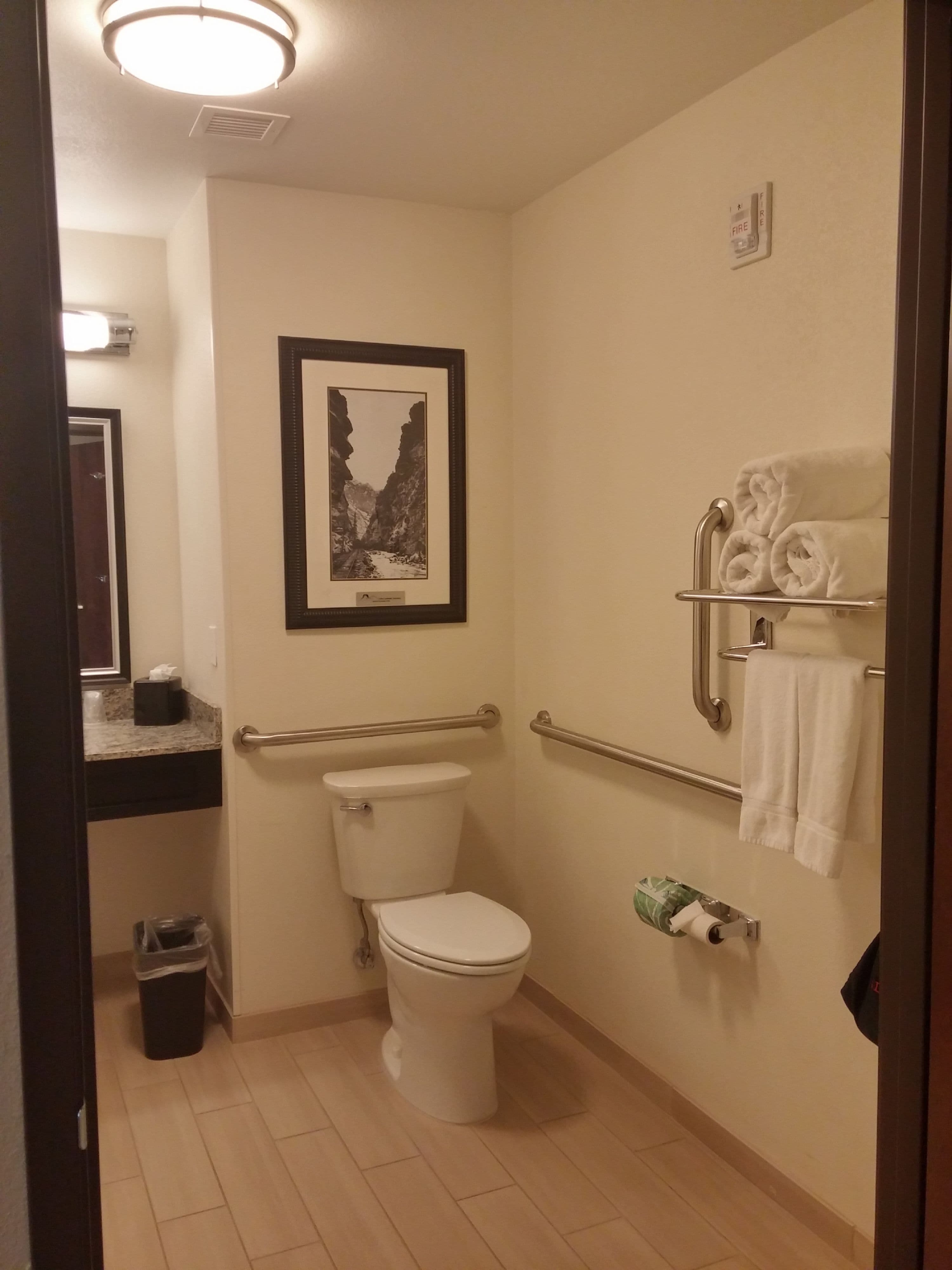 Holiday Inn Express & Suites Golden - Denver Area — 11
