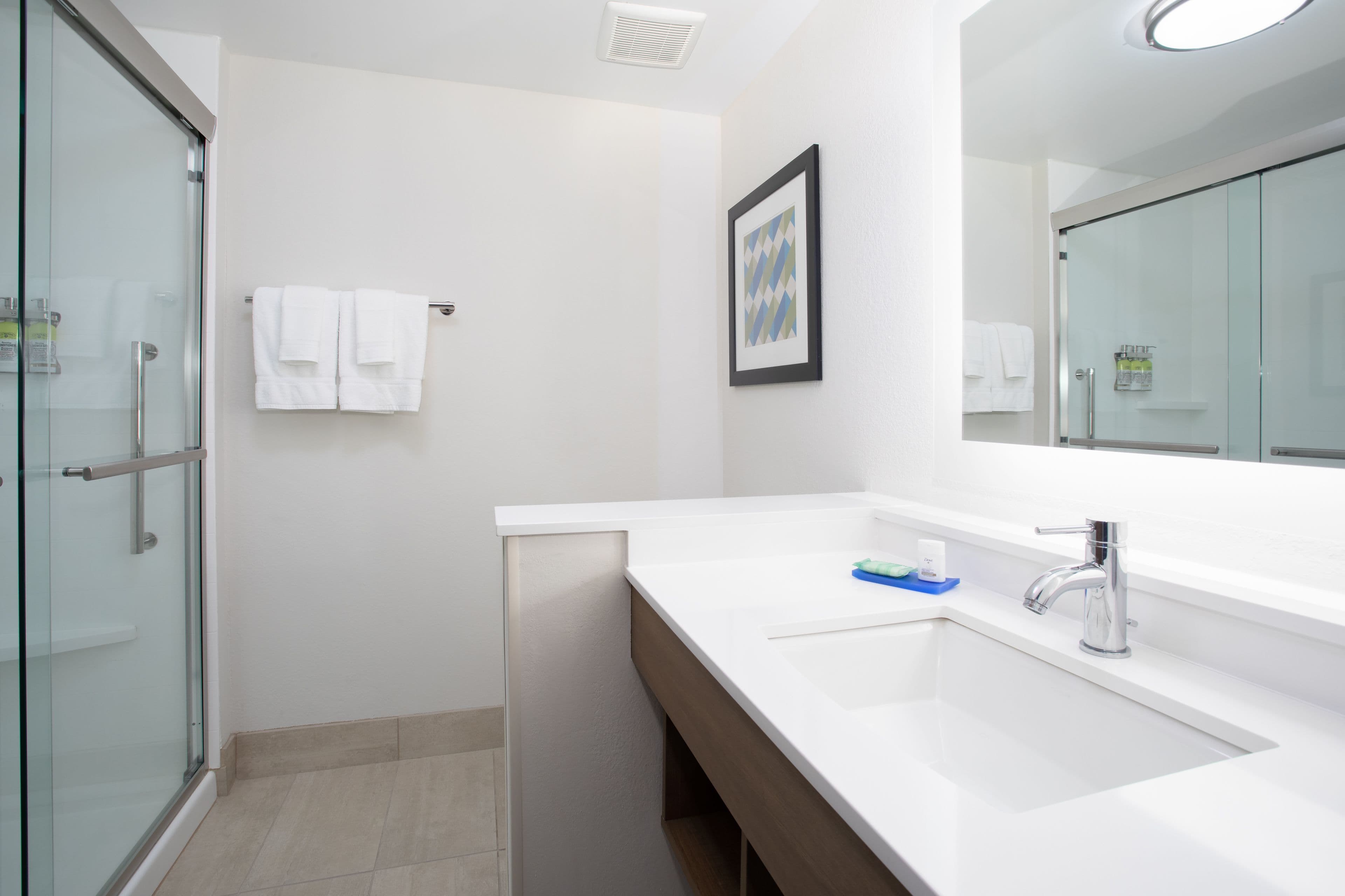 Holiday Inn Express & Suites Goodland I-70 — 9