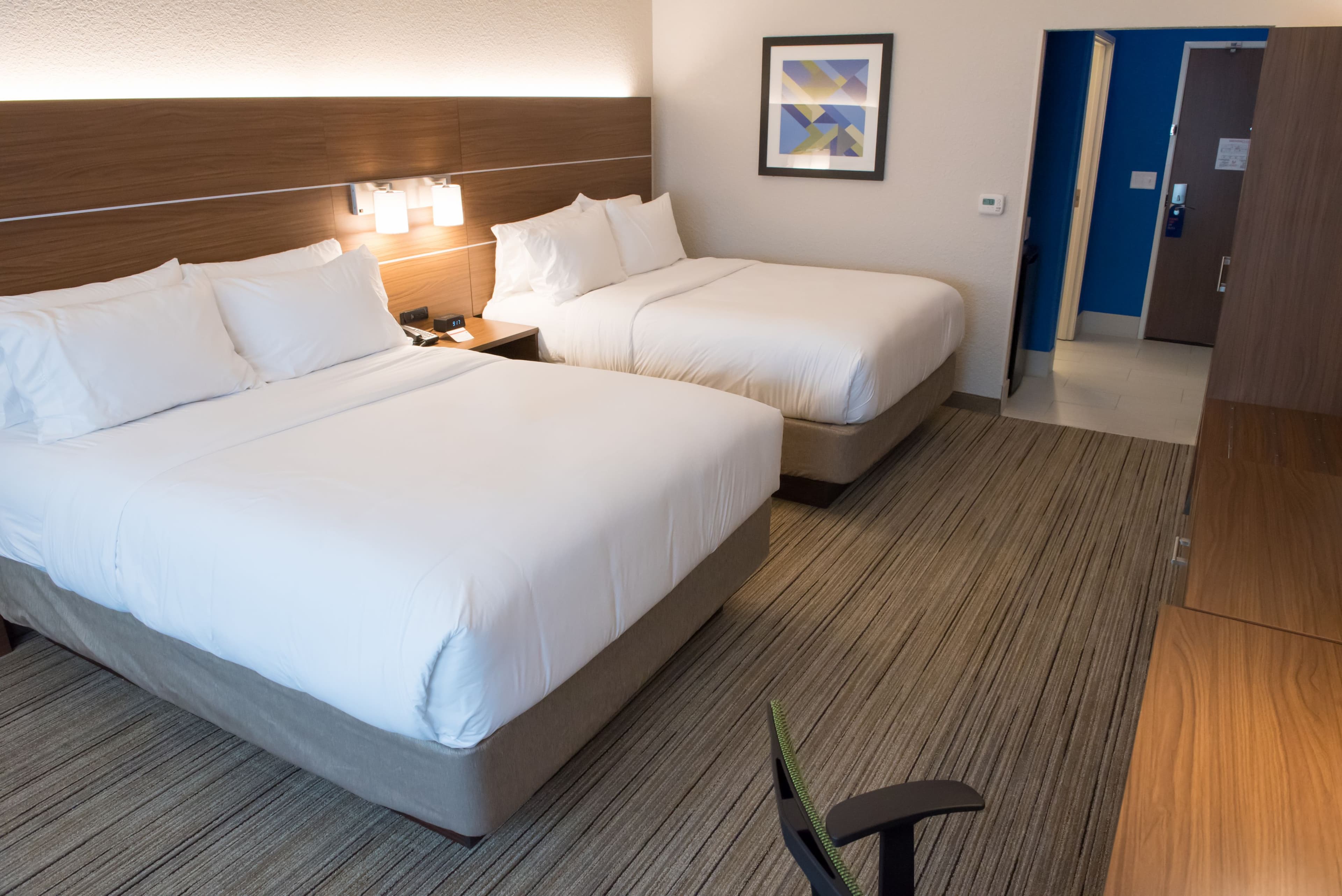 Holiday Inn Express & Suites Goshen — 12