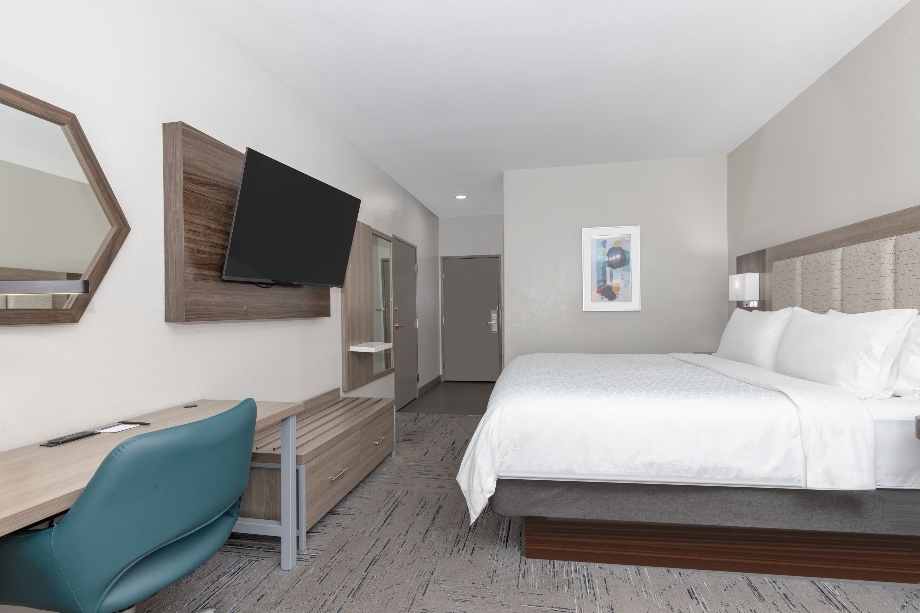 Holiday Inn Express & Suites Granbury — 6