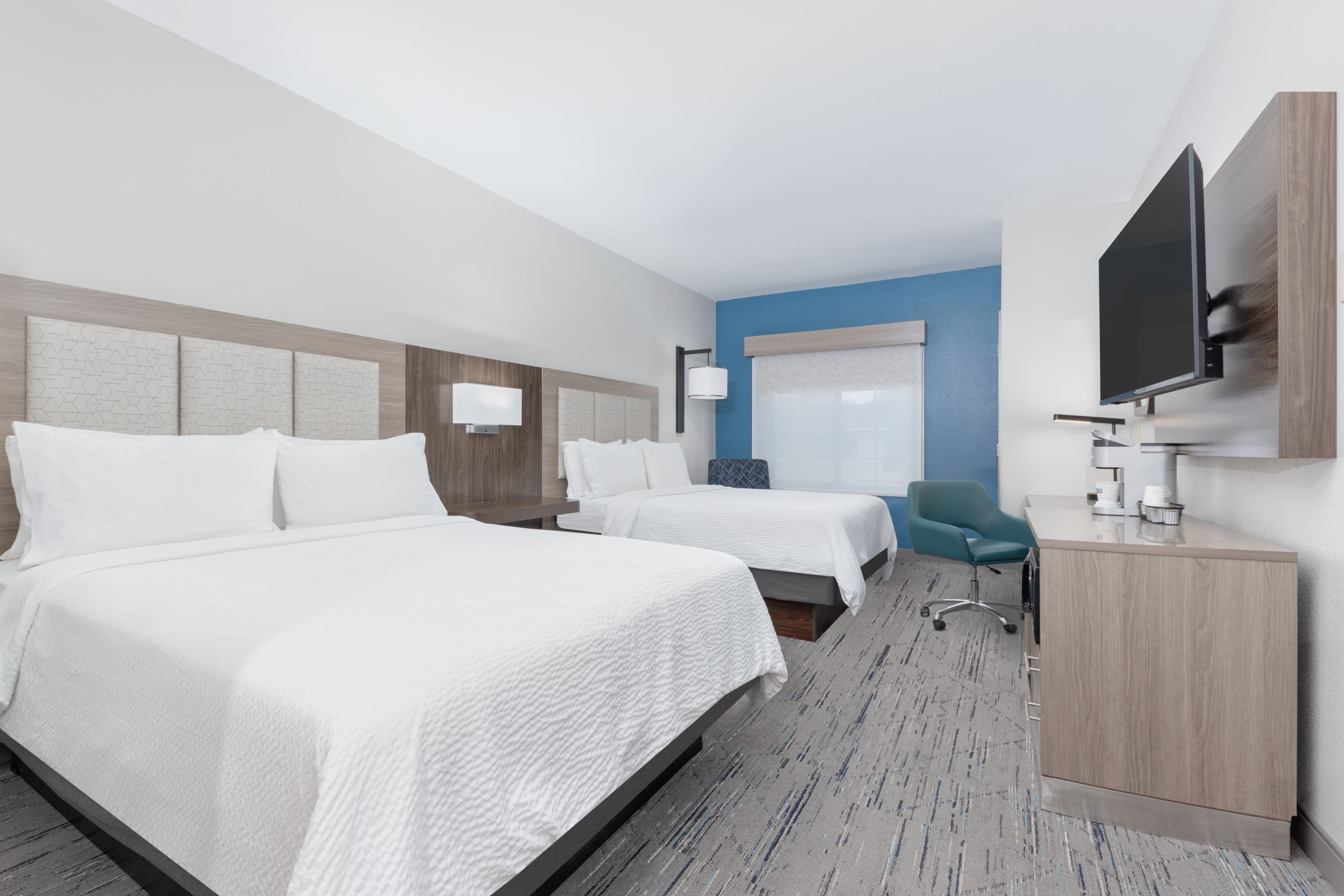 Holiday Inn Express & Suites Granbury — 10