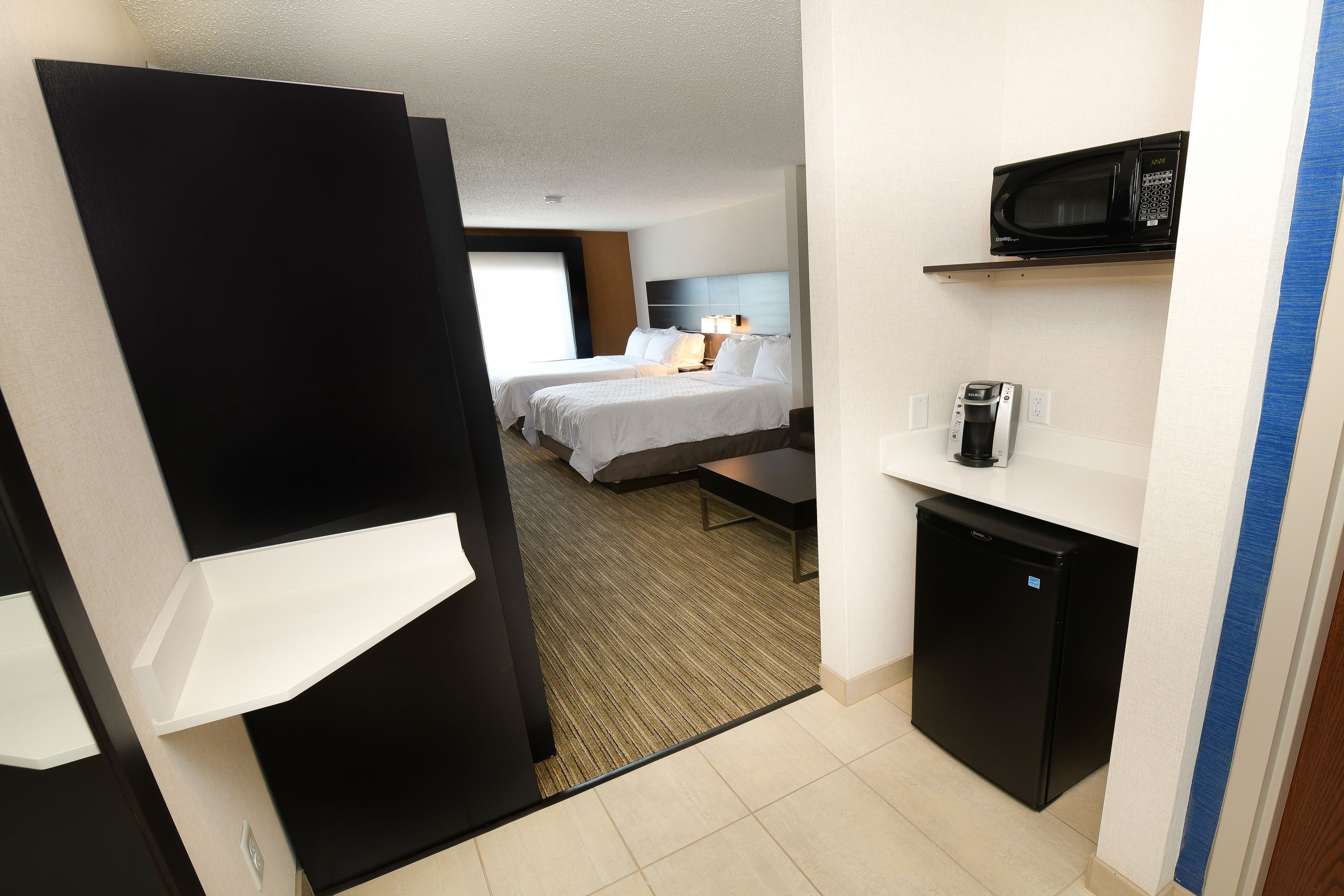 Holiday Inn Express & Suites Grand Forks — 20