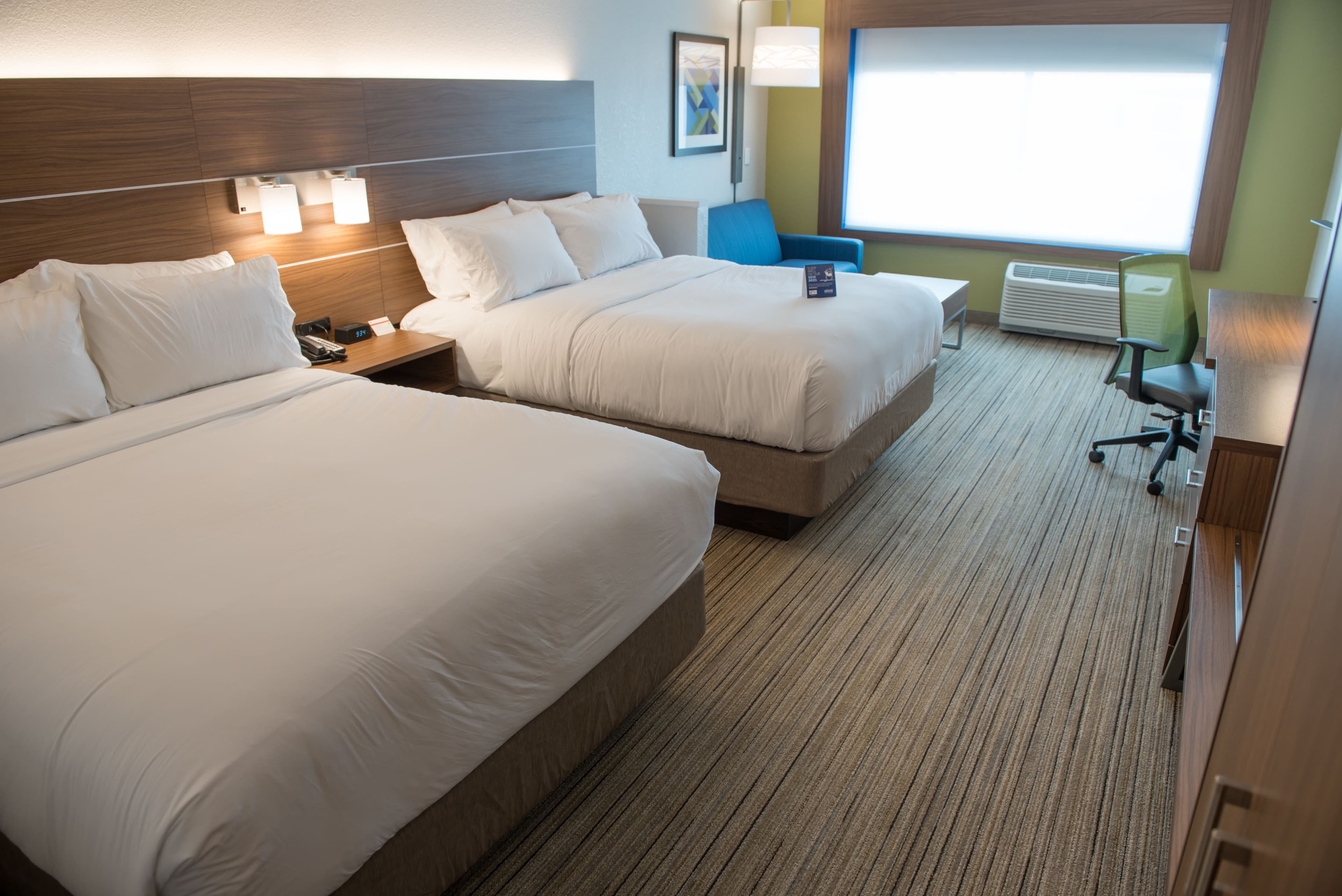 Holiday Inn Express & Suites Mishawaka - South Bend — 42