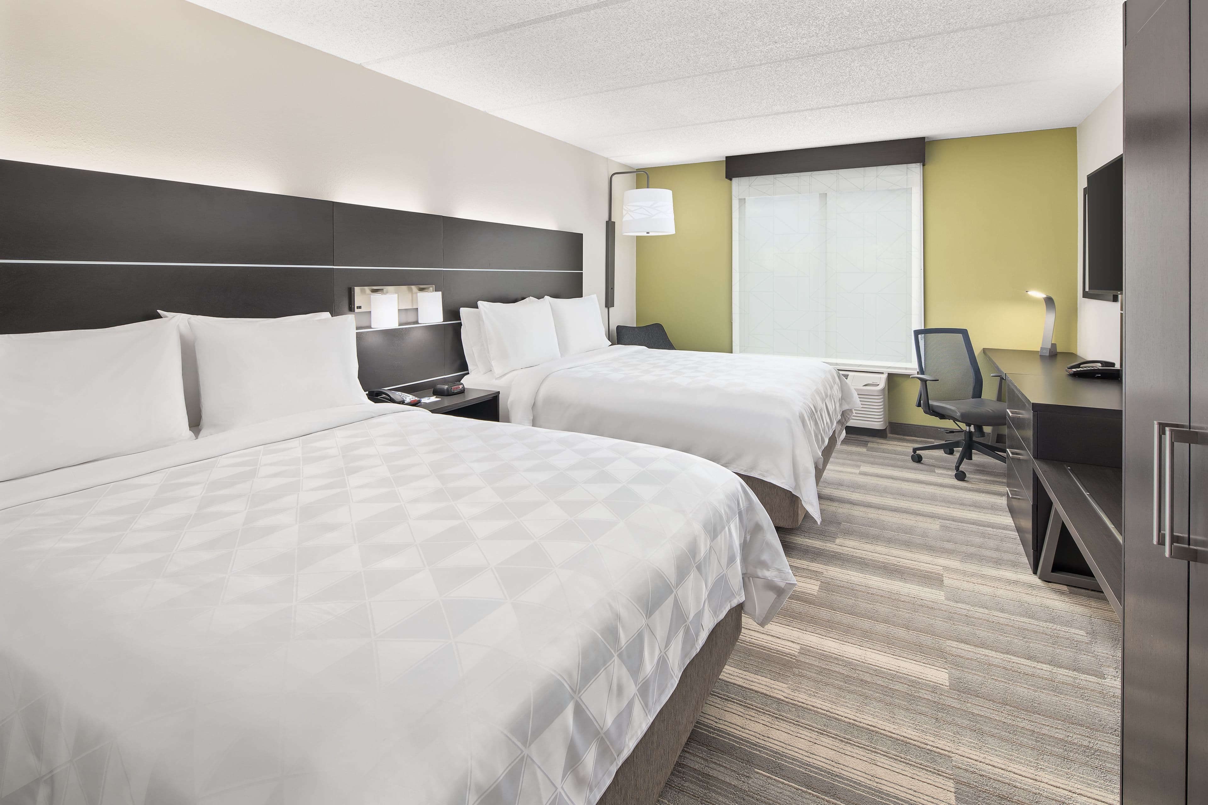 Holiday Inn Express & Suites Greenville-I-85 & Woodruff Rd — 10