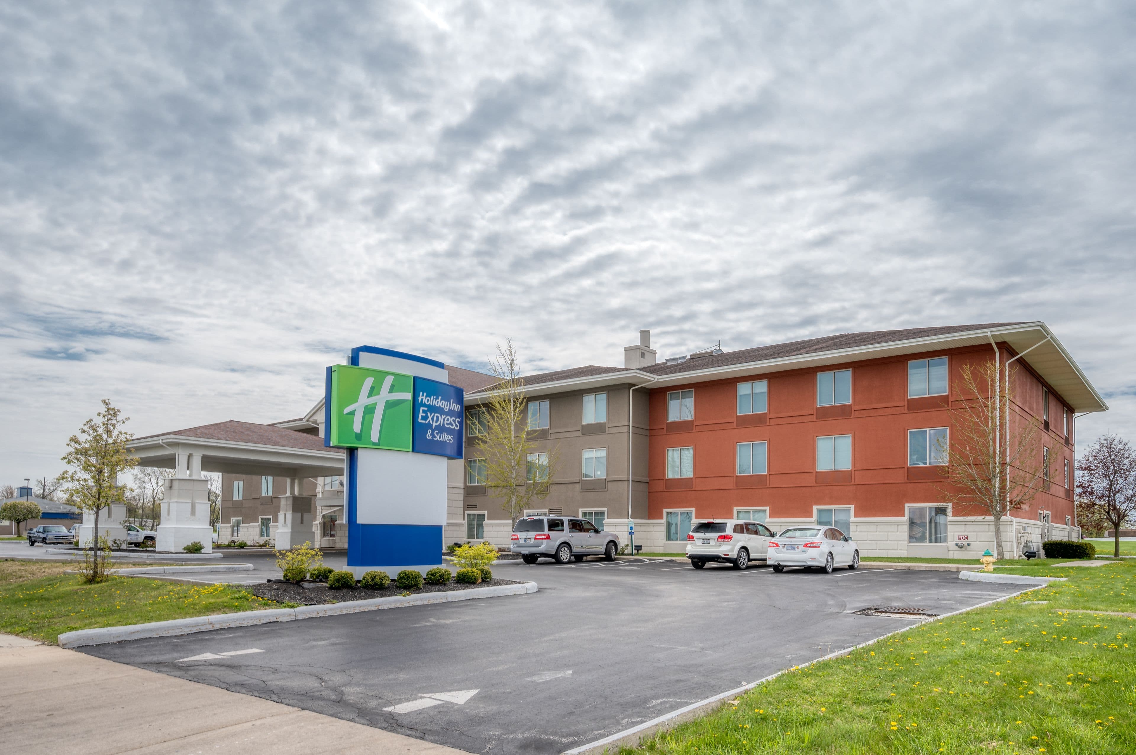 Holiday Inn Express & Suites Greenville - Image 1