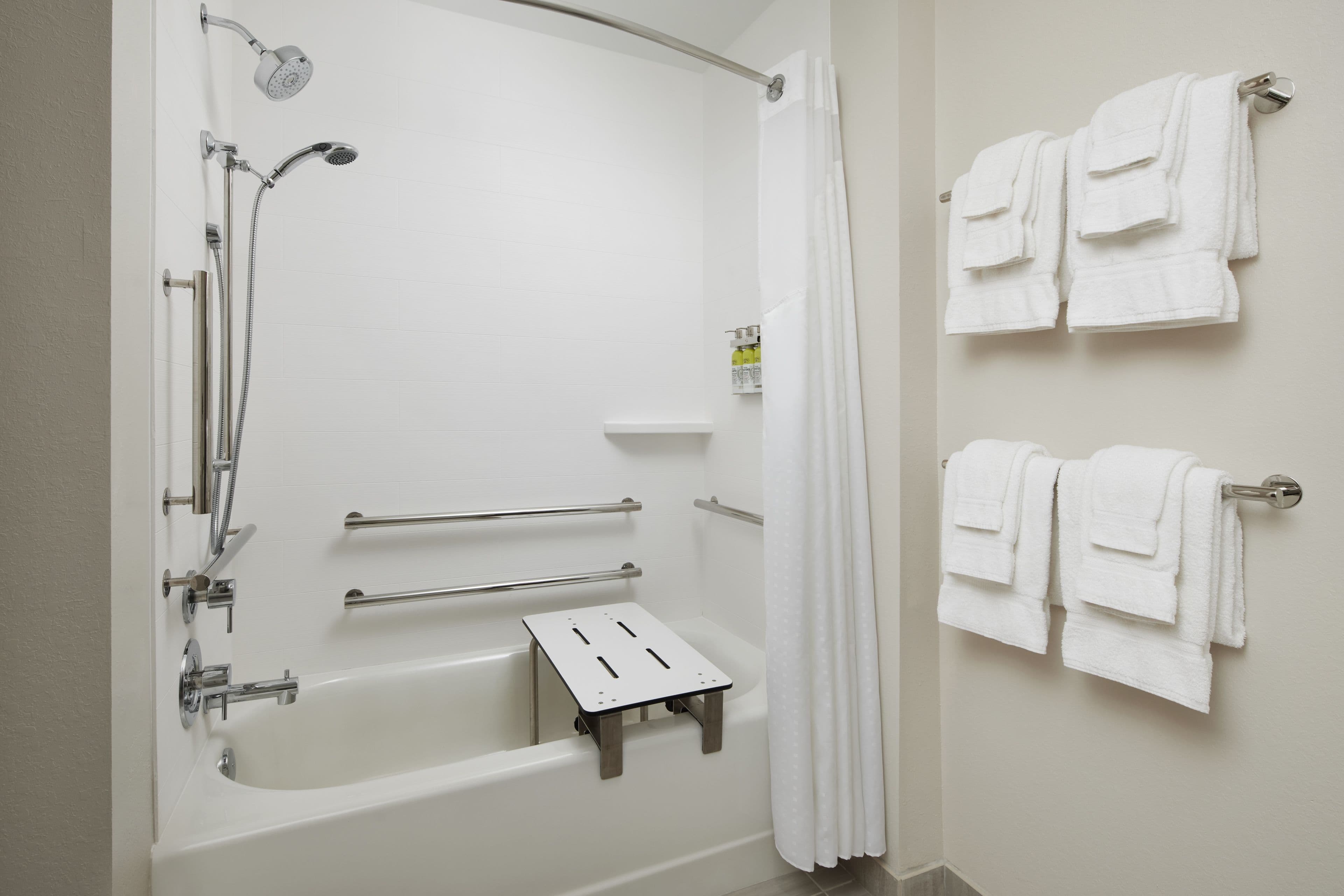 Holiday Inn Express & Suites Gulf Breeze - Pensacola Area — 9
