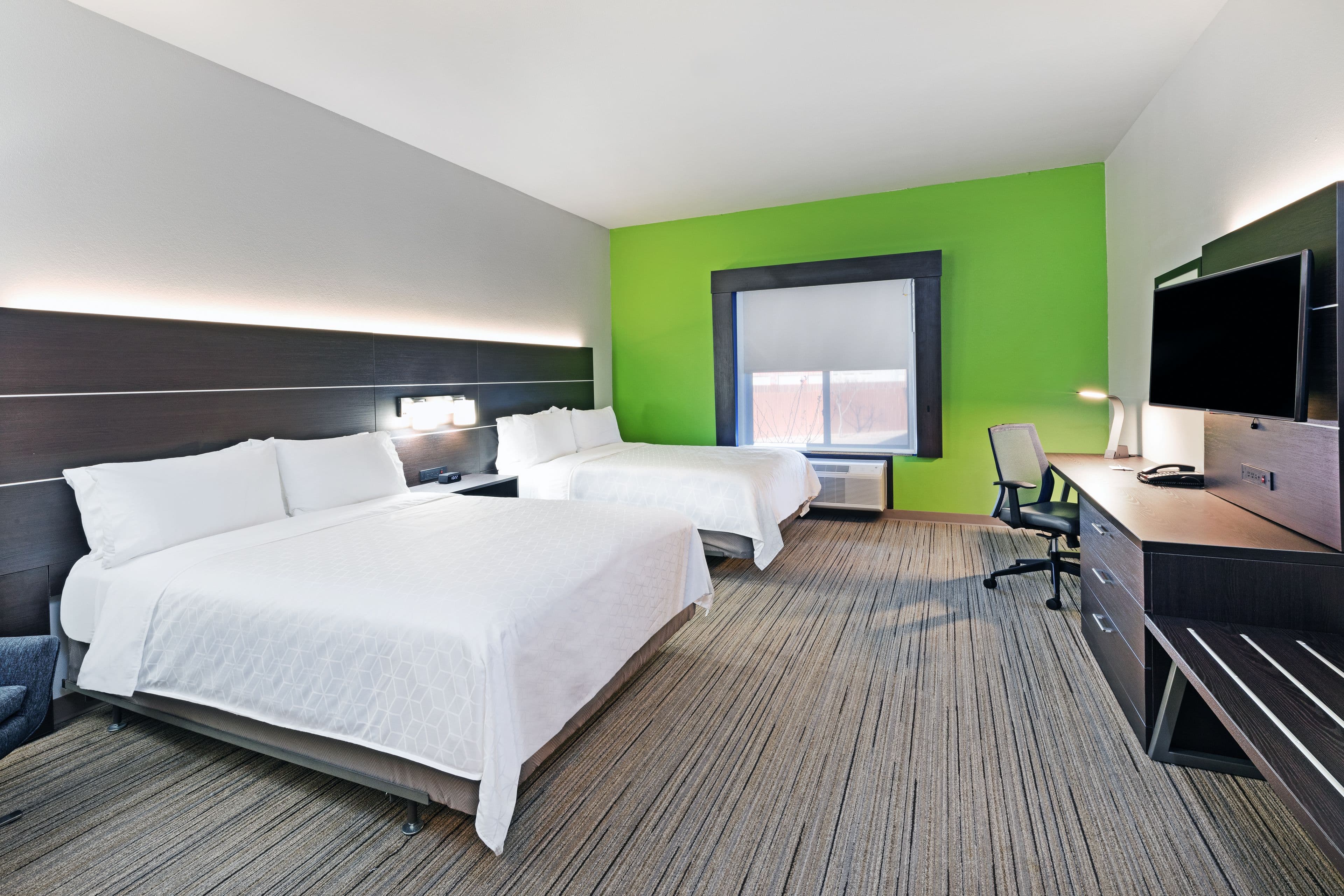 Holiday Inn Express & Suites Guymon — 8
