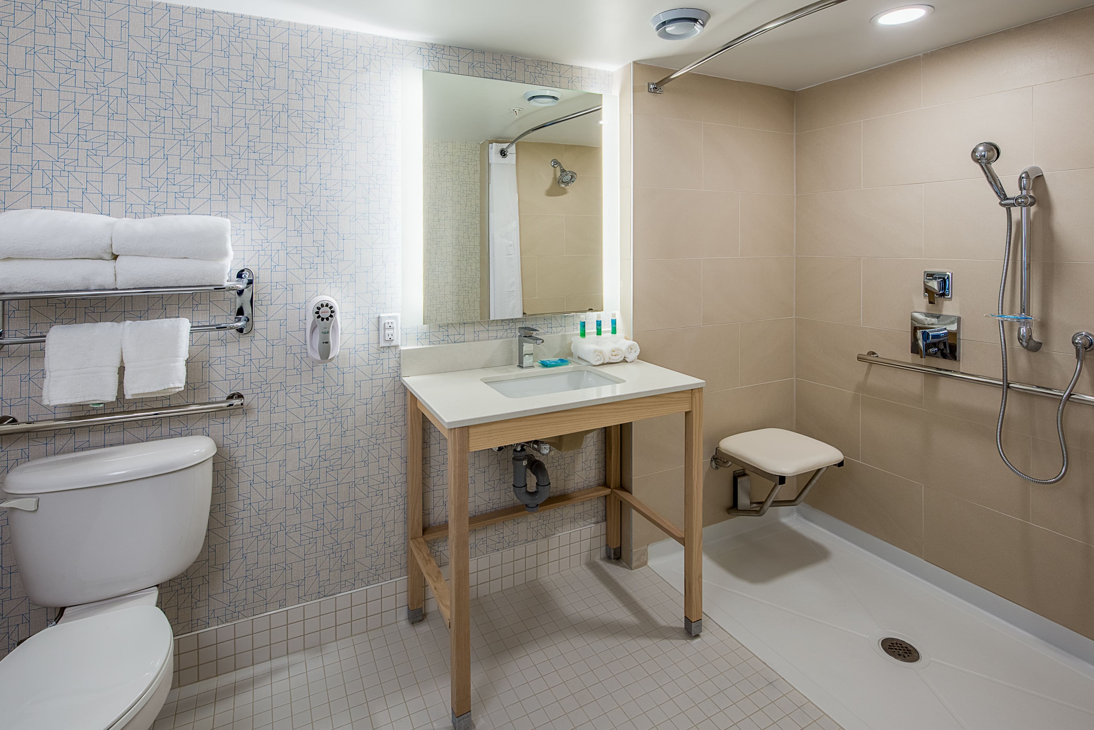 Holiday Inn Express & Suites Halifax - Bedford — 11