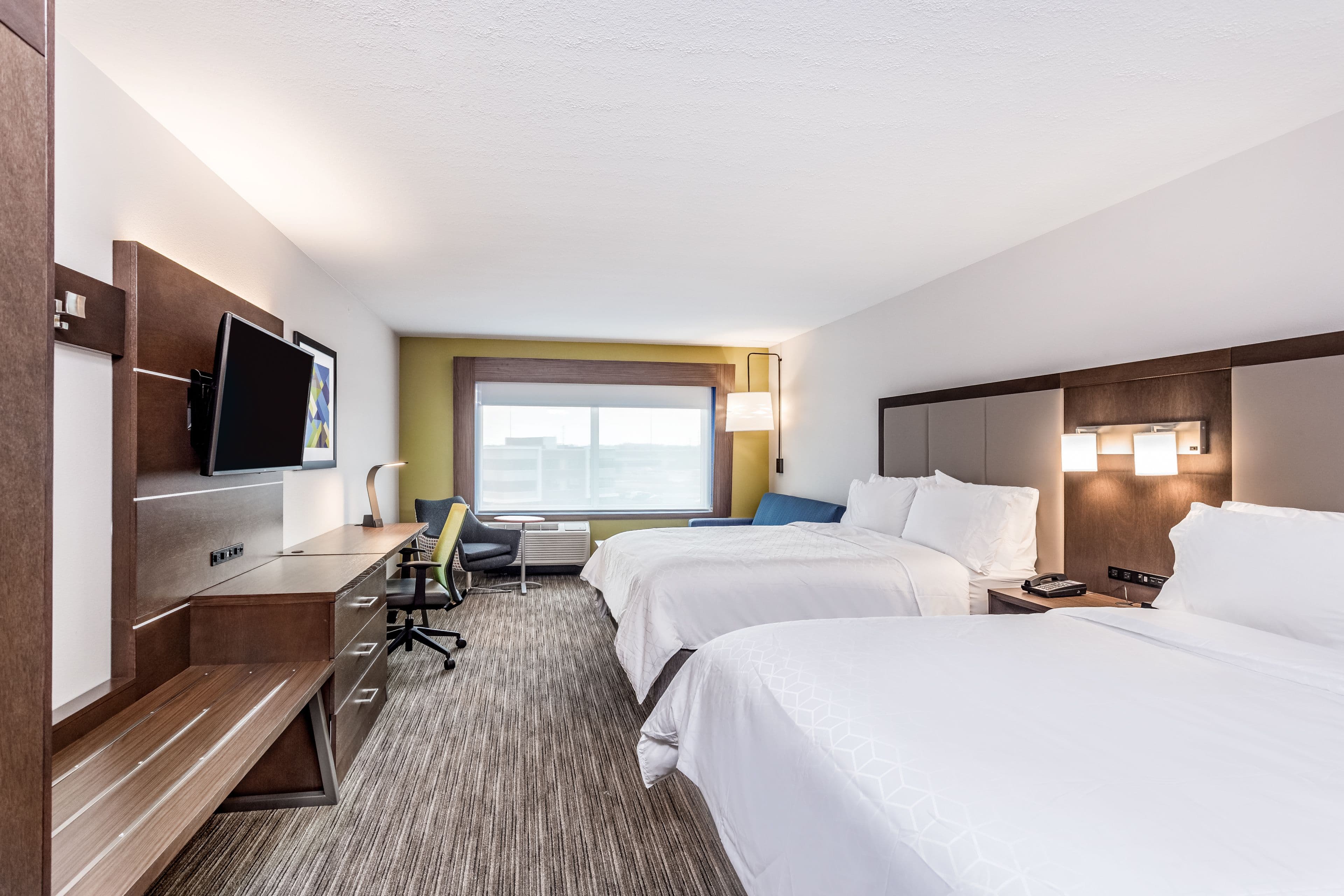 Holiday Inn Express & Suites Hammond — 37