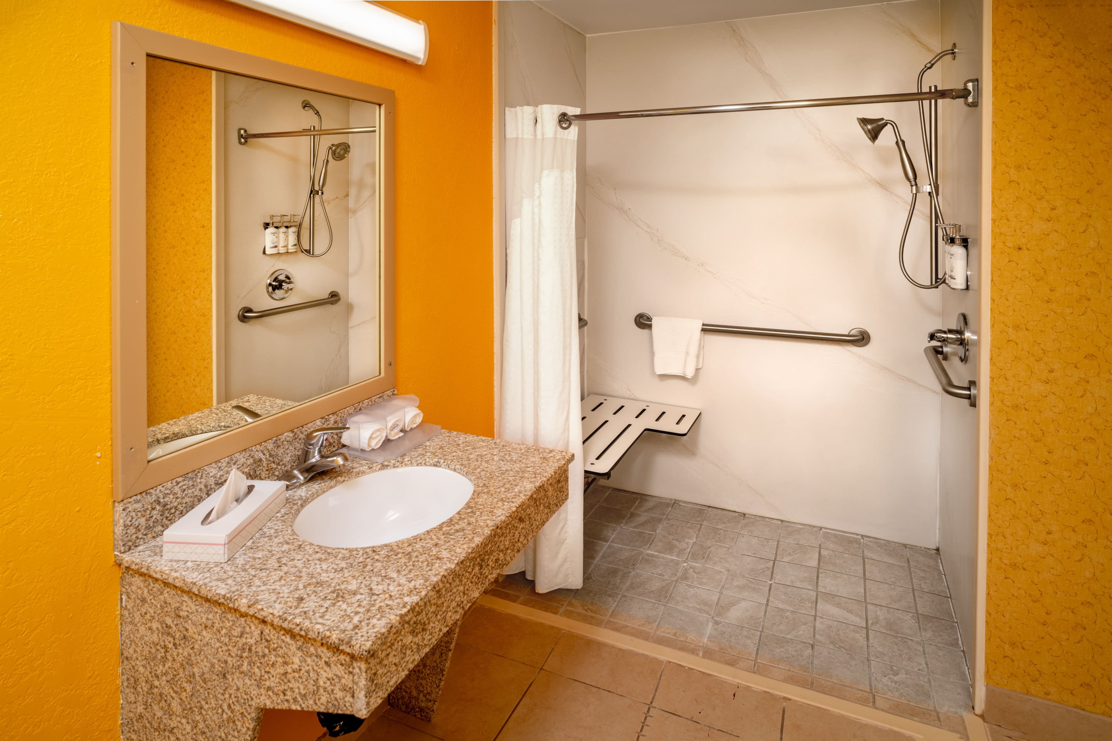 Holiday Inn Express & Suites Hazard — 18
