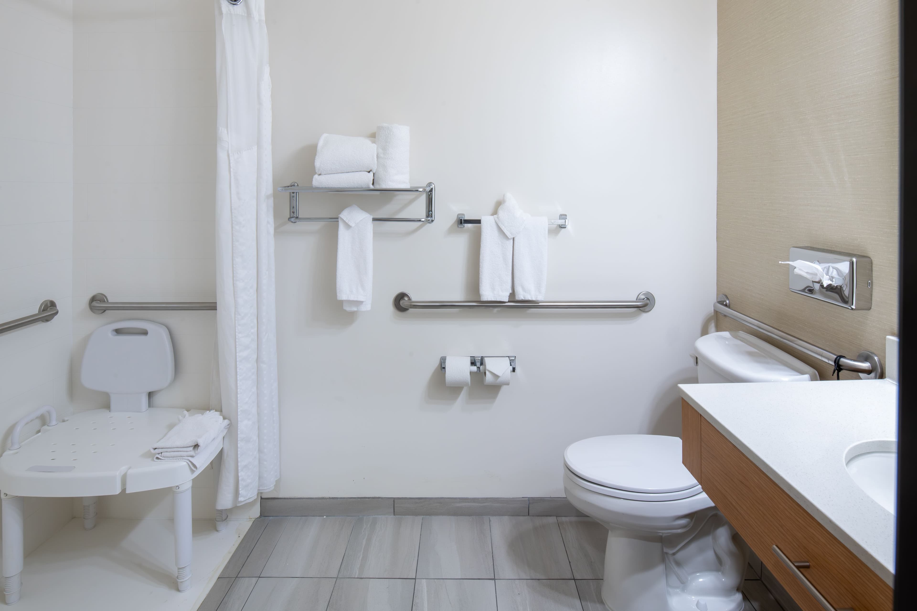 Holiday Inn Express & Suites Henderson — 35