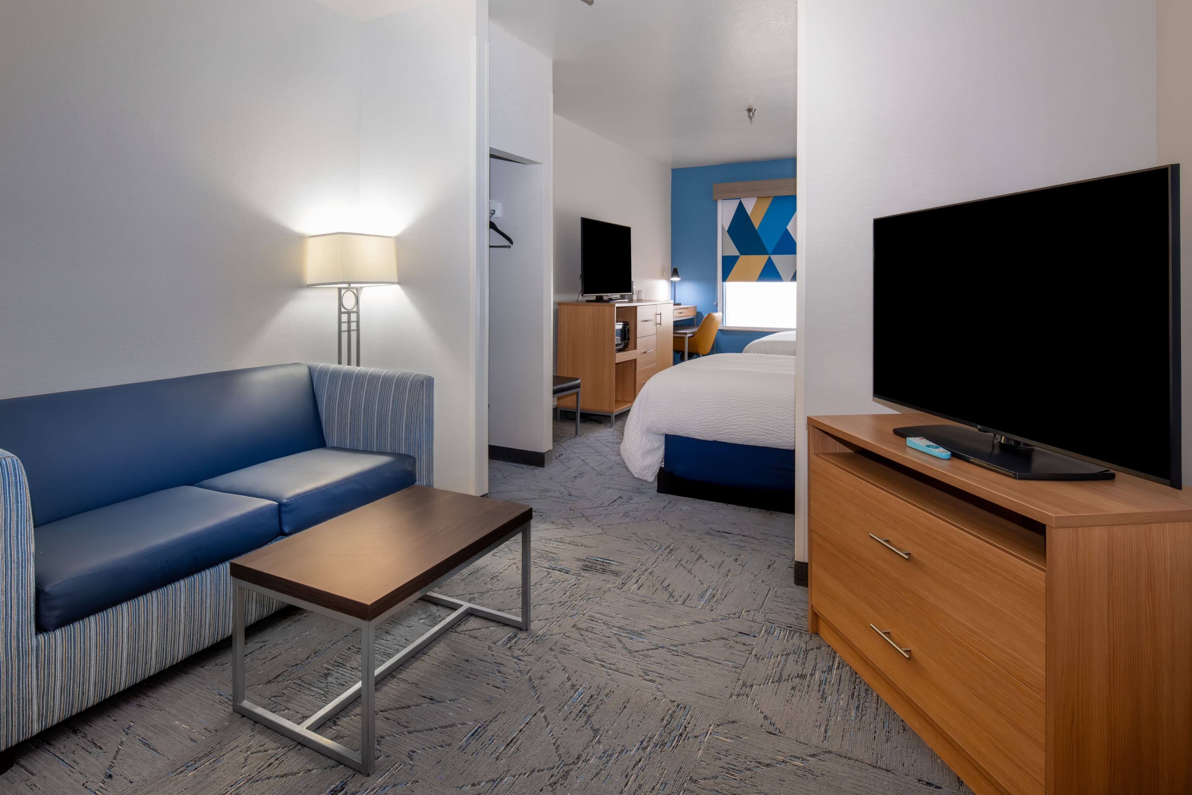 Holiday Inn Express & Suites Henderson — 28