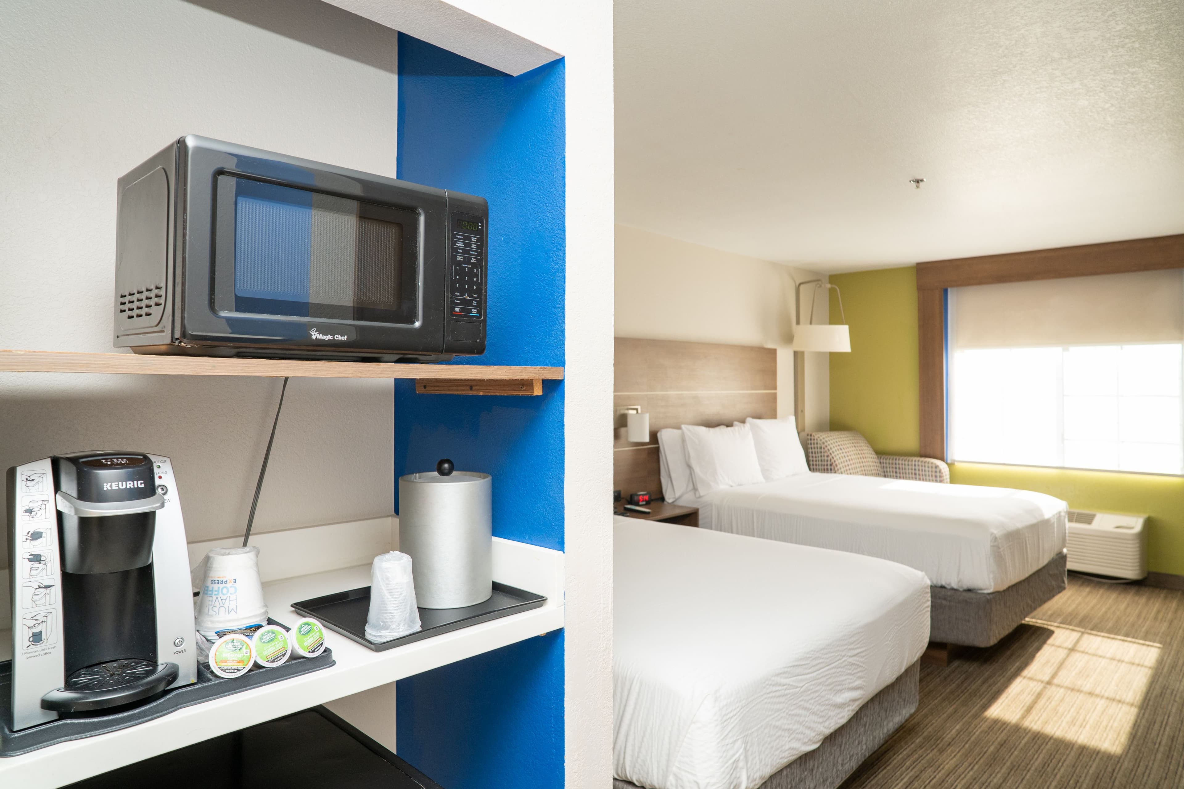 Holiday Inn Express & Suites Hesperia — 19