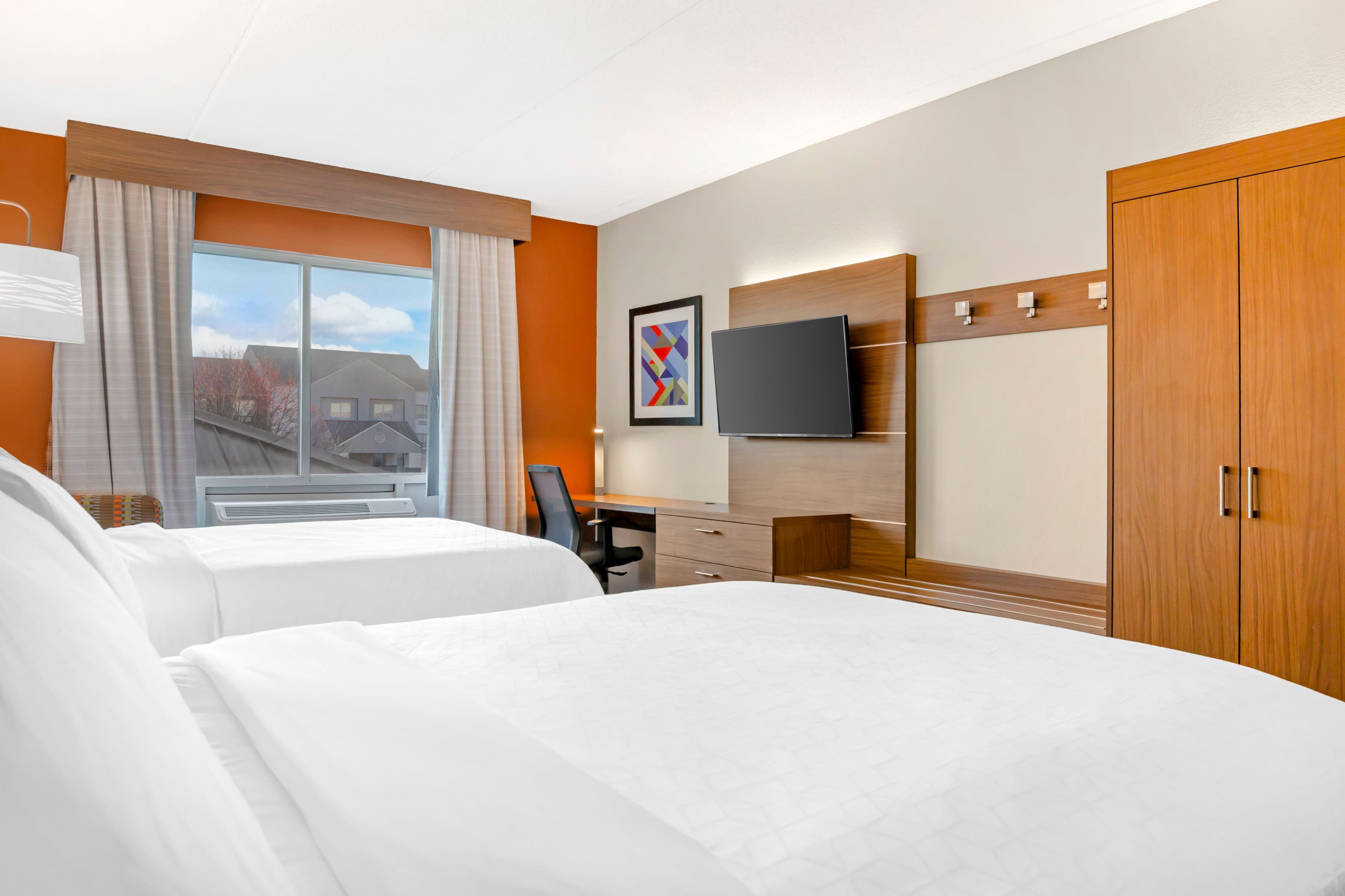 Holiday Inn Express & Suites Louisville South-Hillview — 22