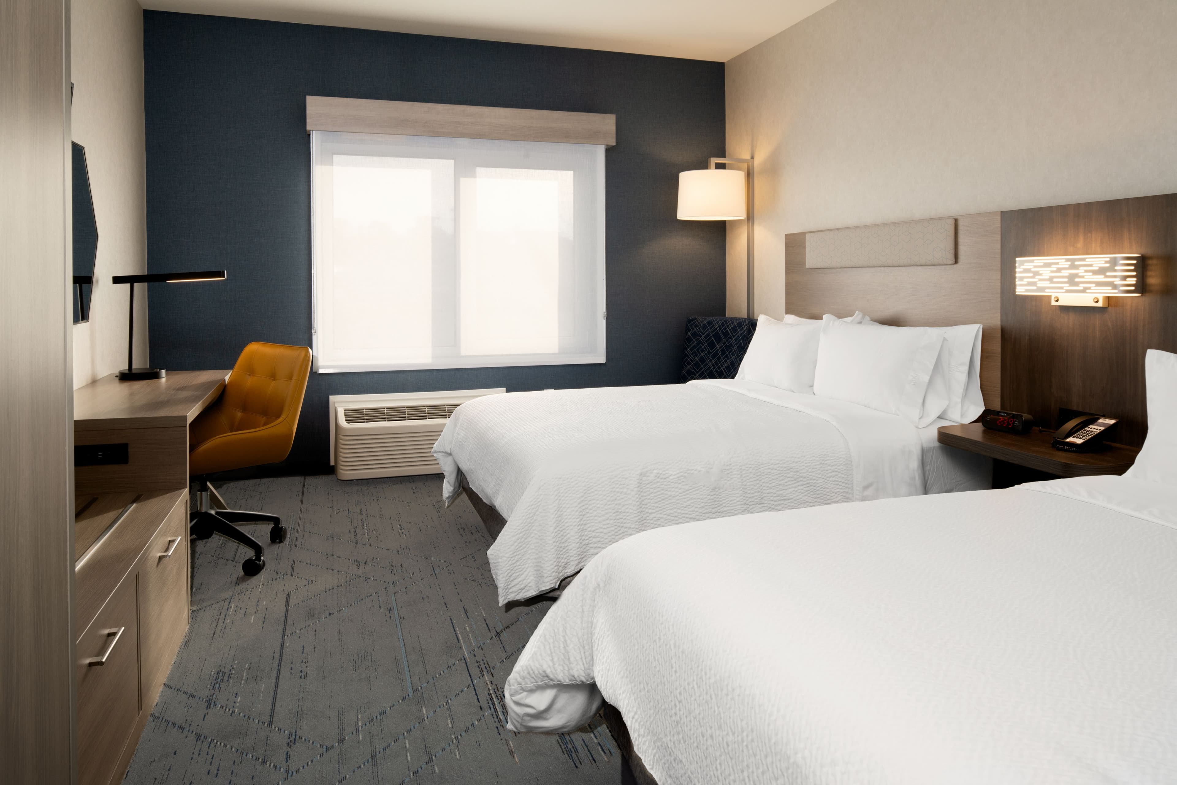 Holiday Inn Express & Suites Hollister — 35
