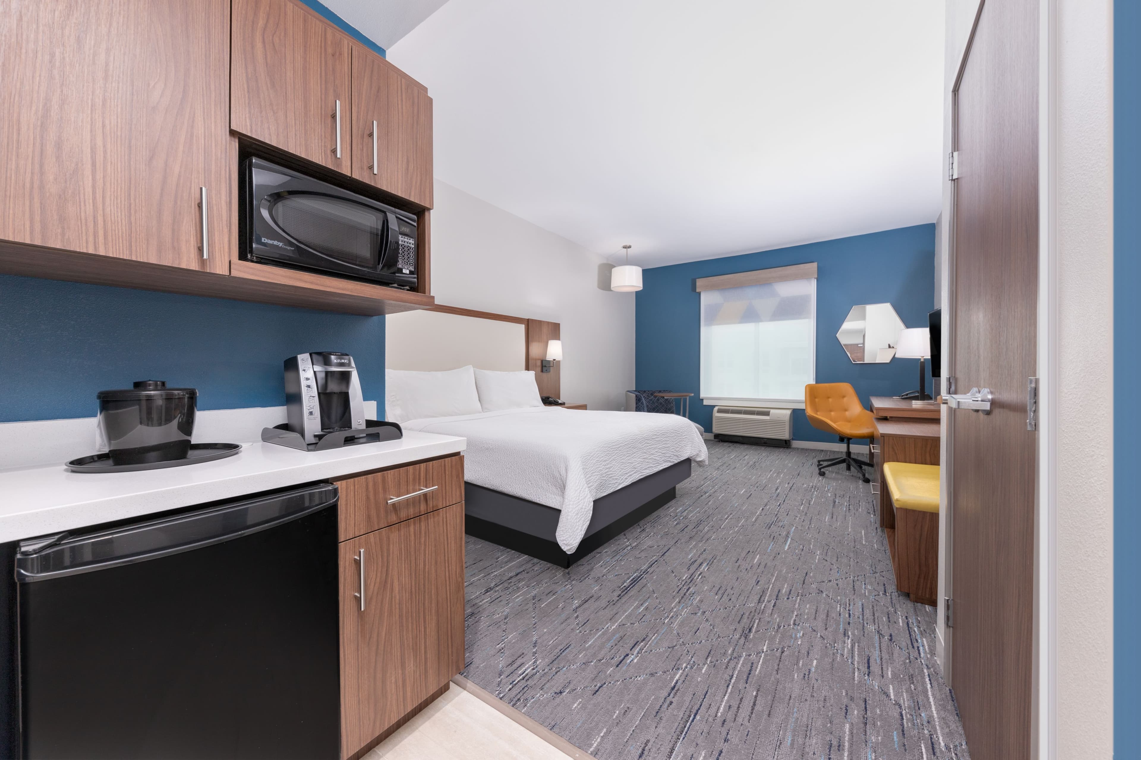 Holiday Inn Express & Suites Houston S - Medical Ctr Area — 6