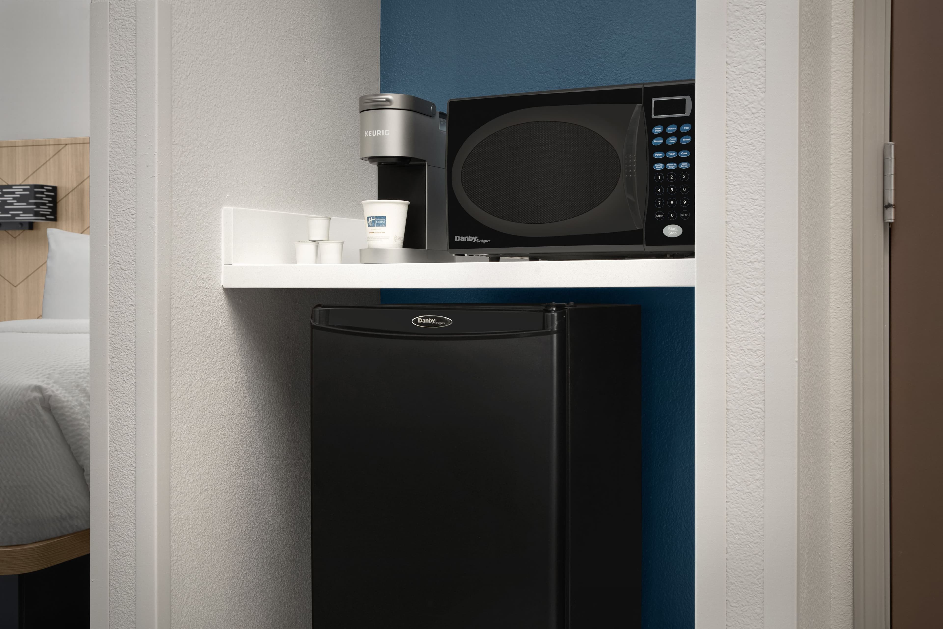 Holiday Inn Express & Suites DFW West - Hurst — 20