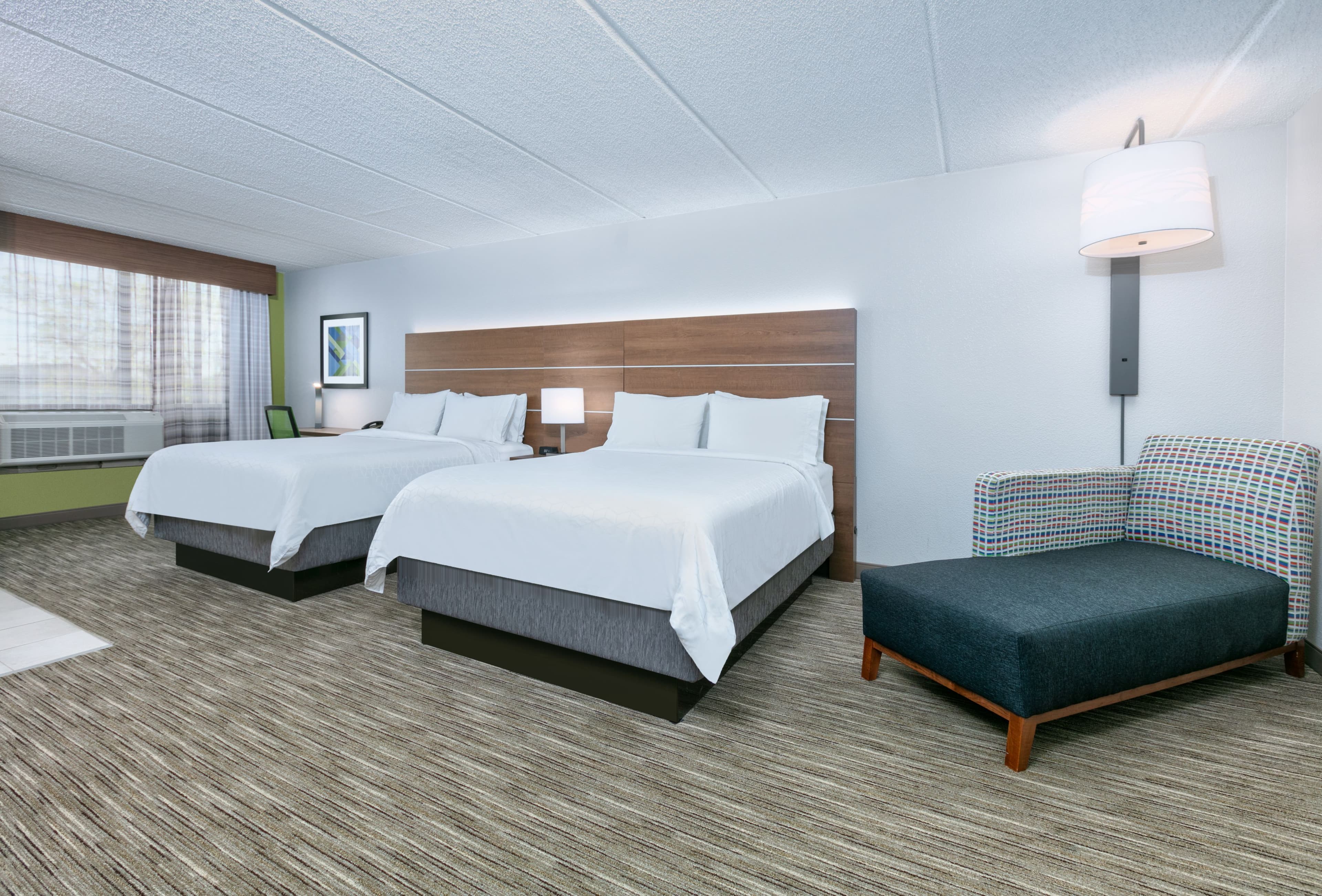 Holiday Inn Express & Suites Dallas Ft. Worth Airport South — 10