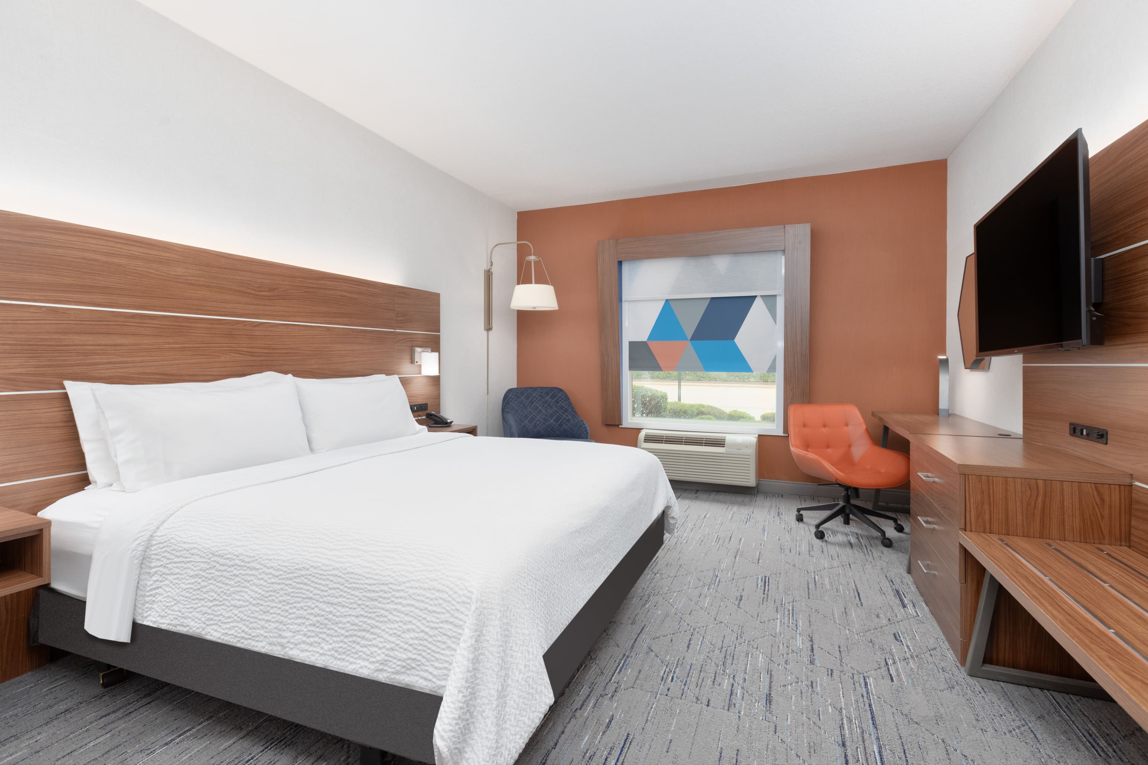 Holiday Inn Express & Suites Jasper — 4