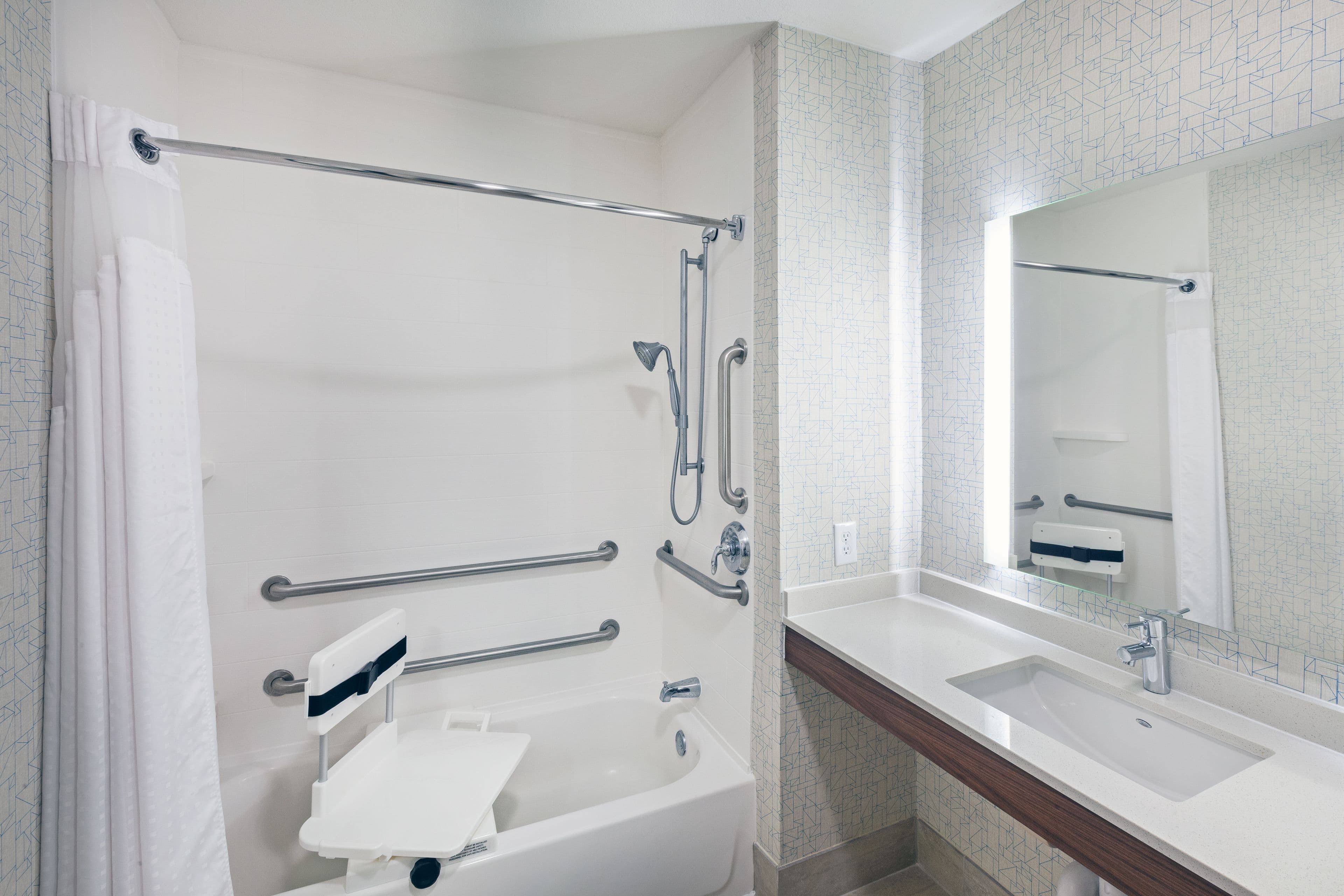 Holiday Inn Express & Suites Jasper — 8