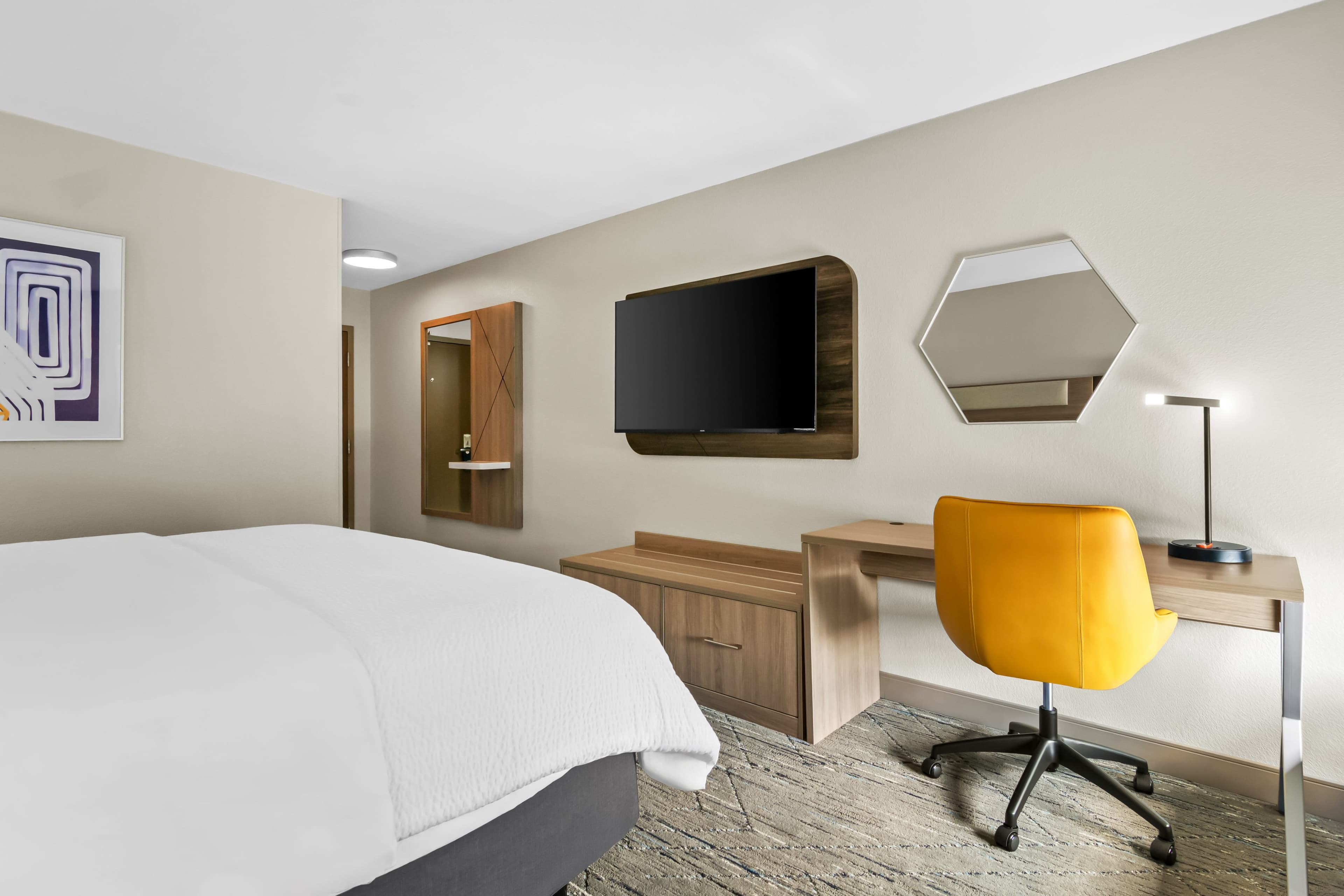 Holiday Inn Express & Suites Joplin Southeast — 34