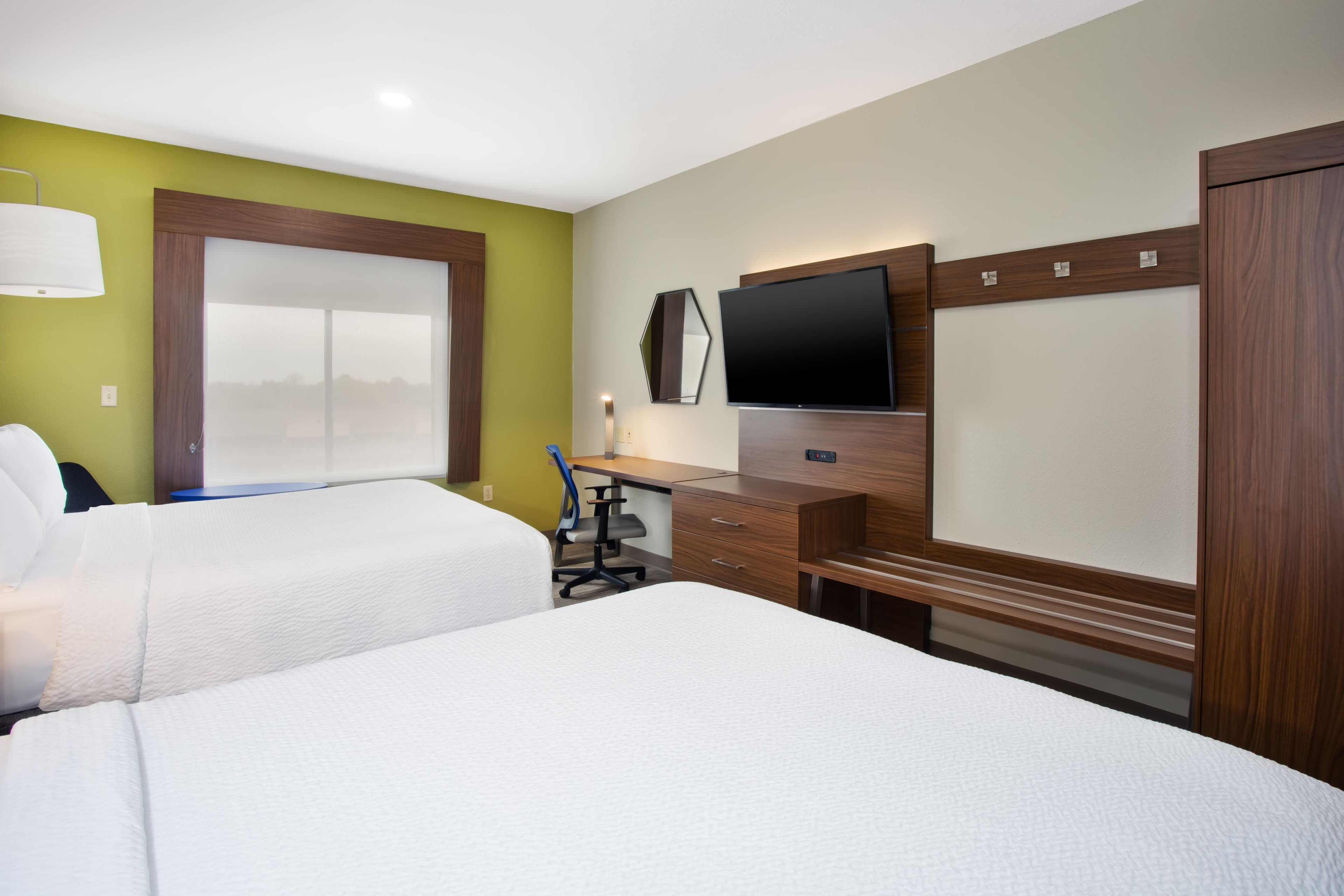 Holiday Inn Express & Suites Houston West - Katy — 18