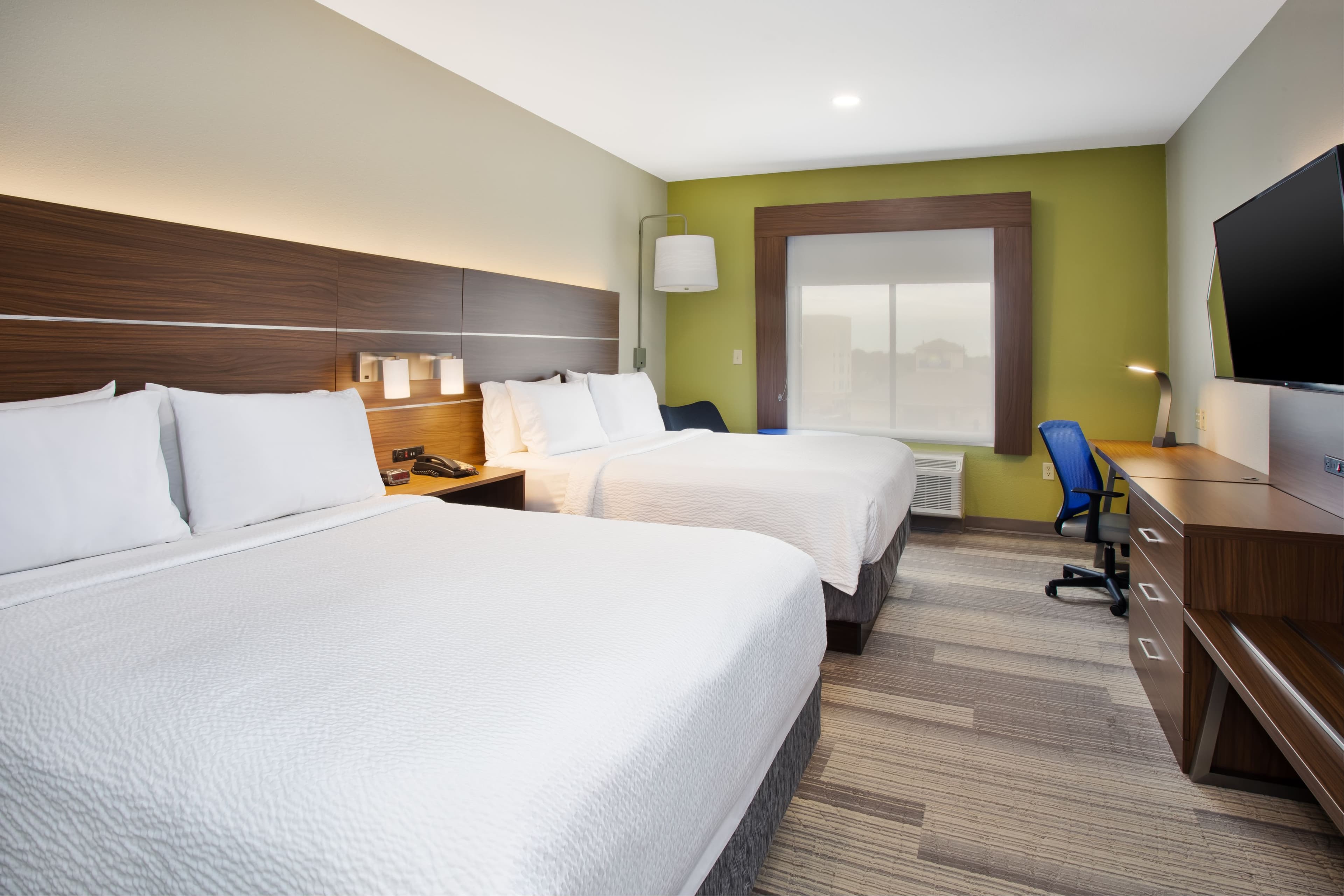 Holiday Inn Express & Suites Houston West - Katy — 19