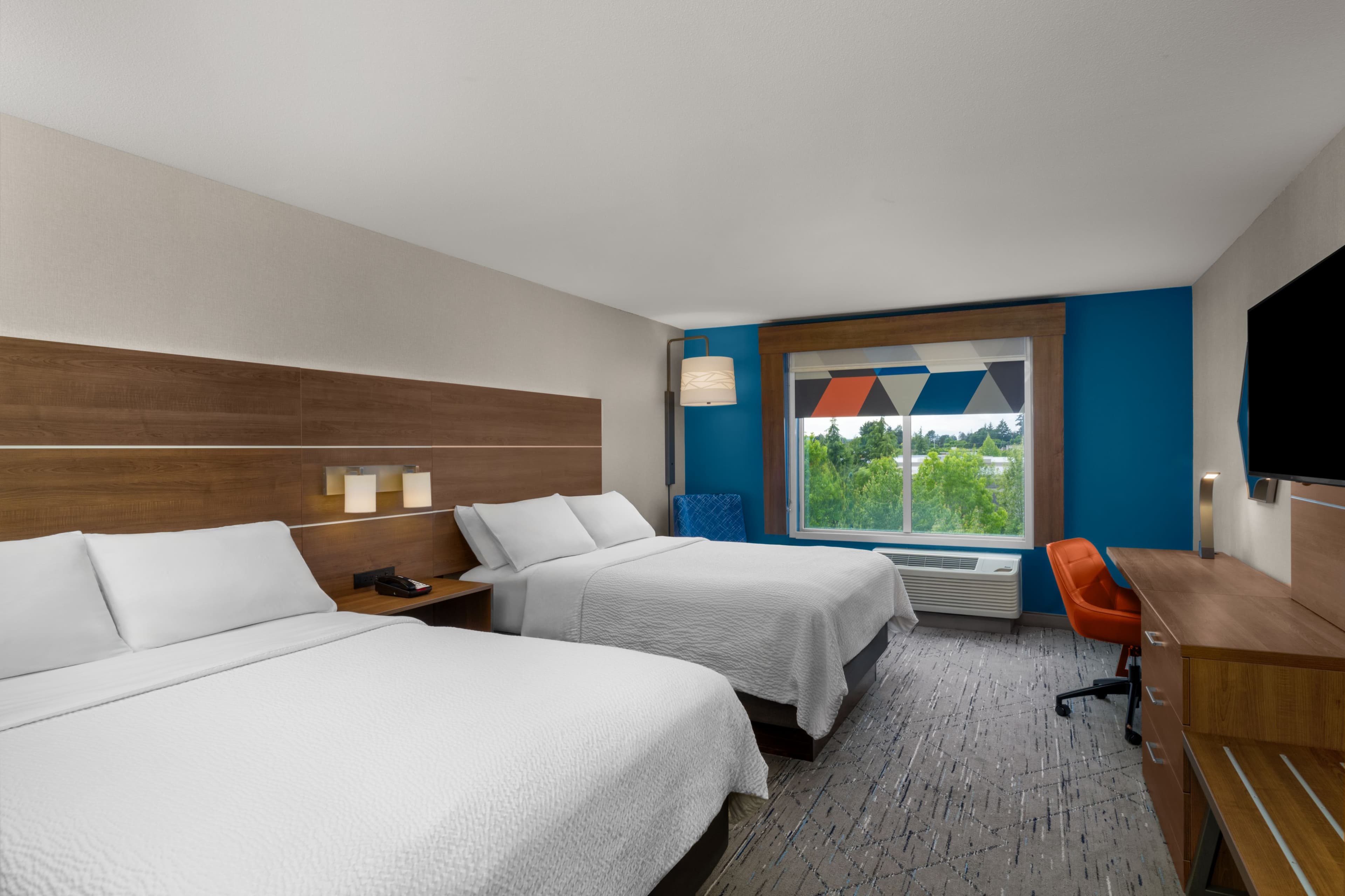 Holiday Inn Express & Suites Salem North - Keizer — 22