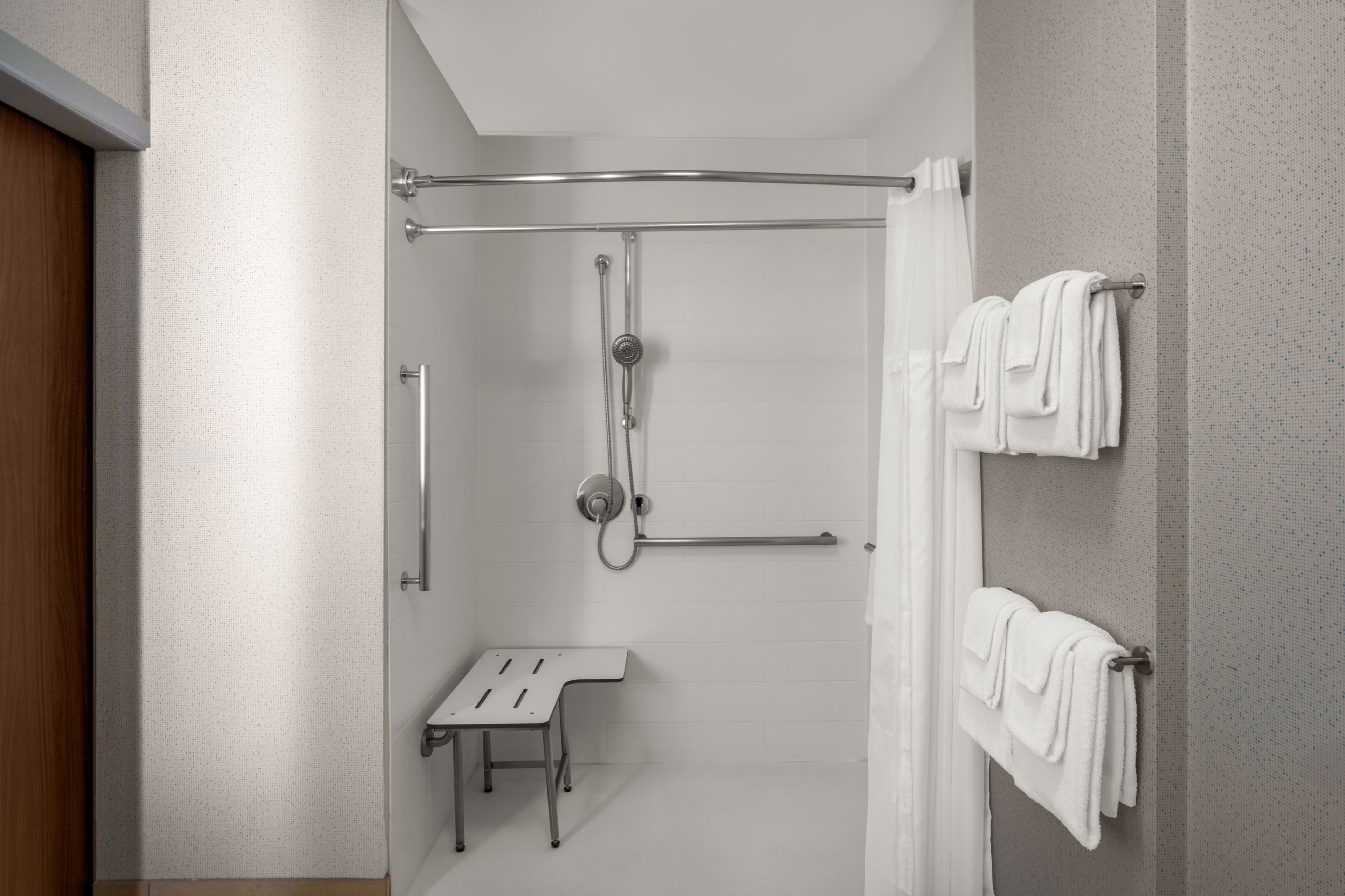 Holiday Inn Express & Suites Salem North - Keizer — 33