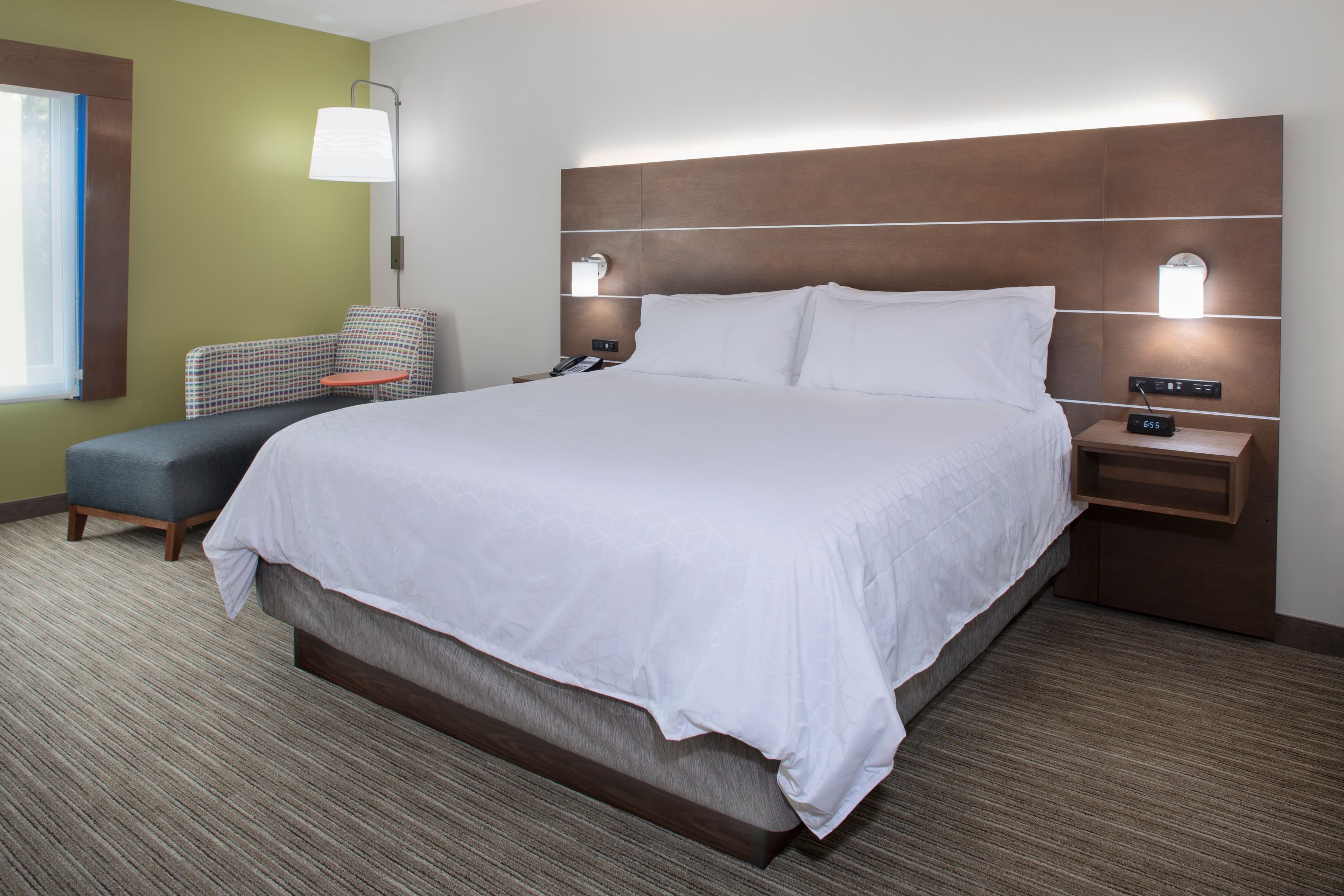 Holiday Inn Express & Suites King George - Dahlgren — 3