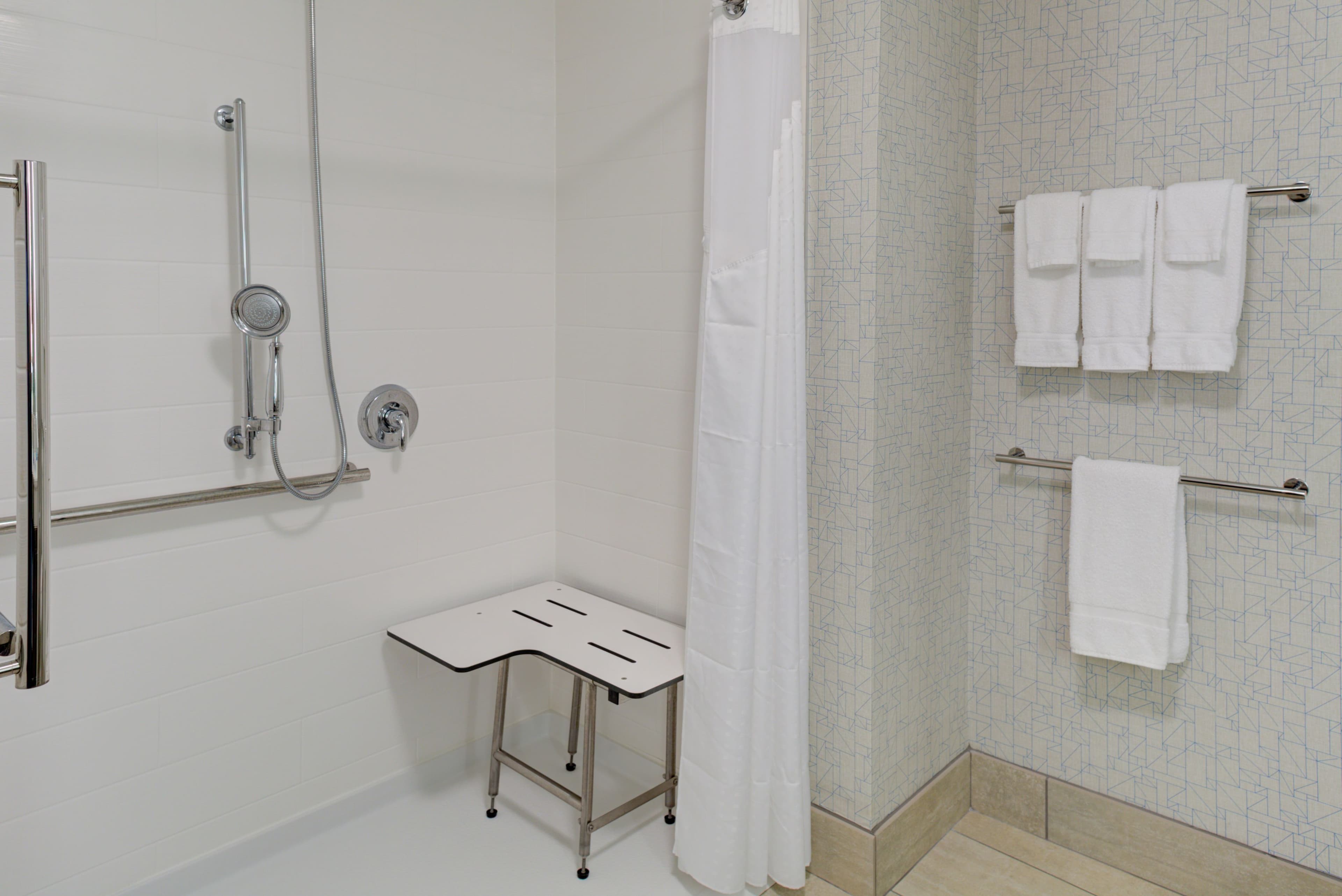 Holiday Inn Express & Suites King George - Dahlgren — 8
