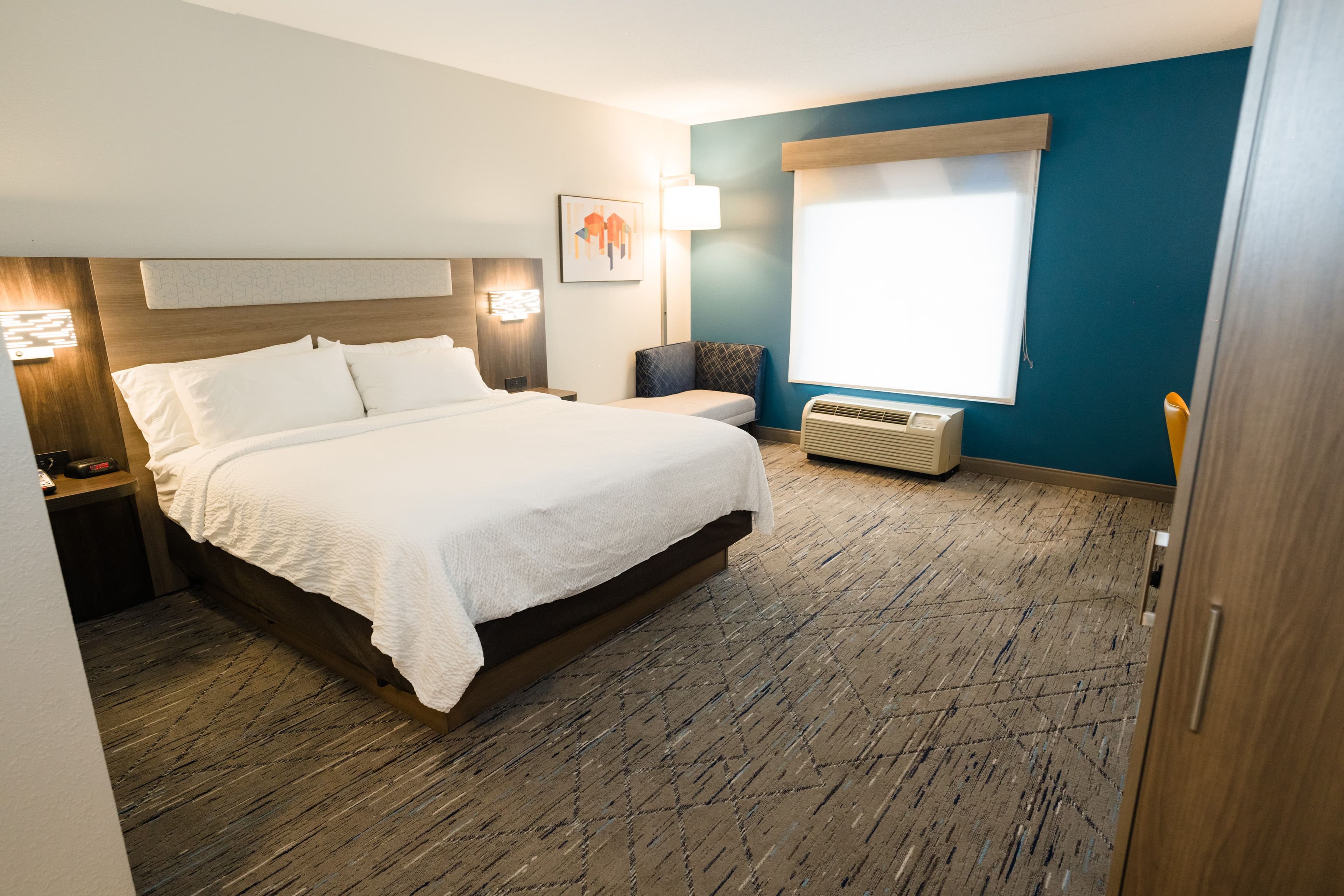 Holiday Inn Express & Suites Kodak East-Sevierville — 9