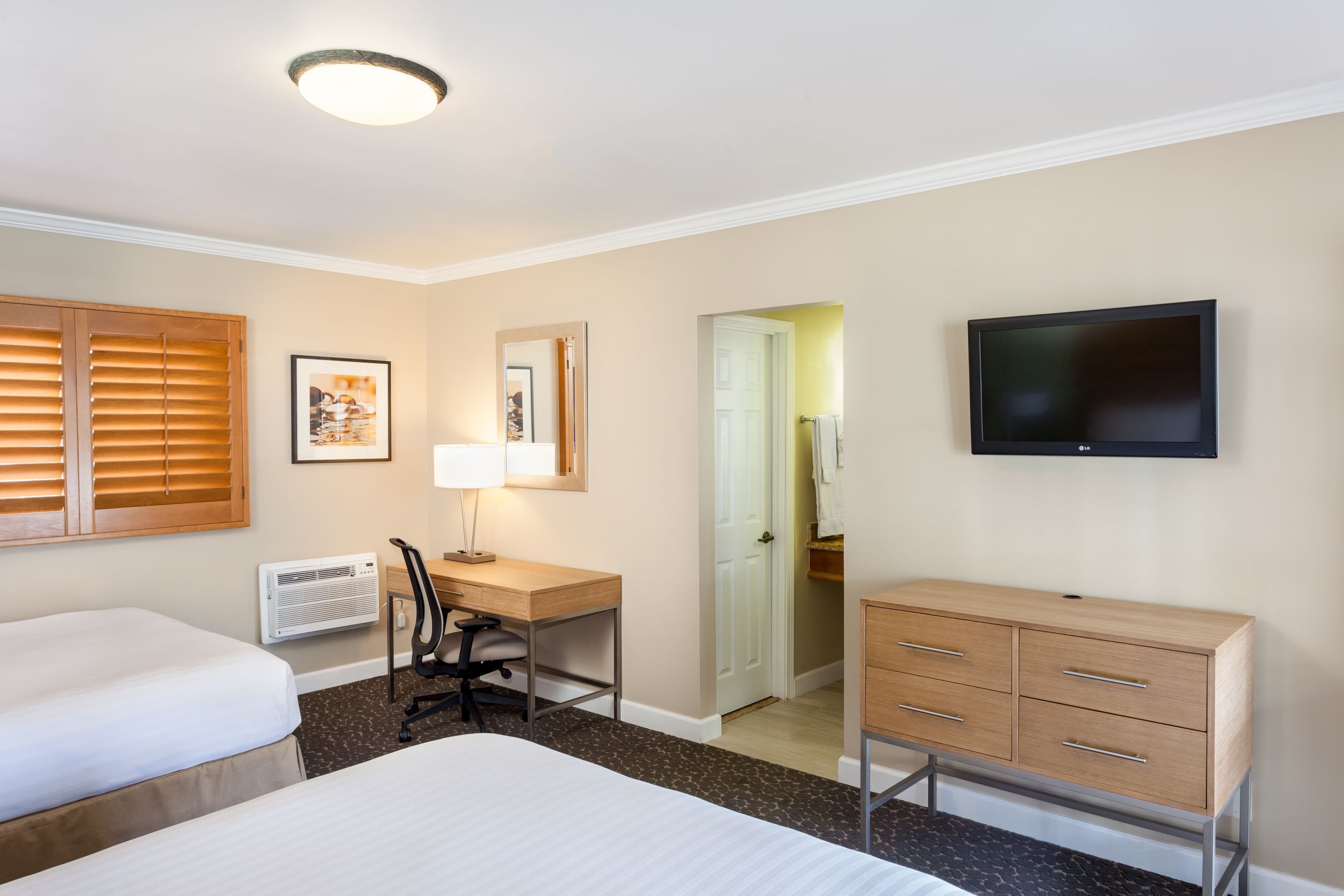 Holiday Inn Express & Suites La Jolla – Windansea Beach — 26