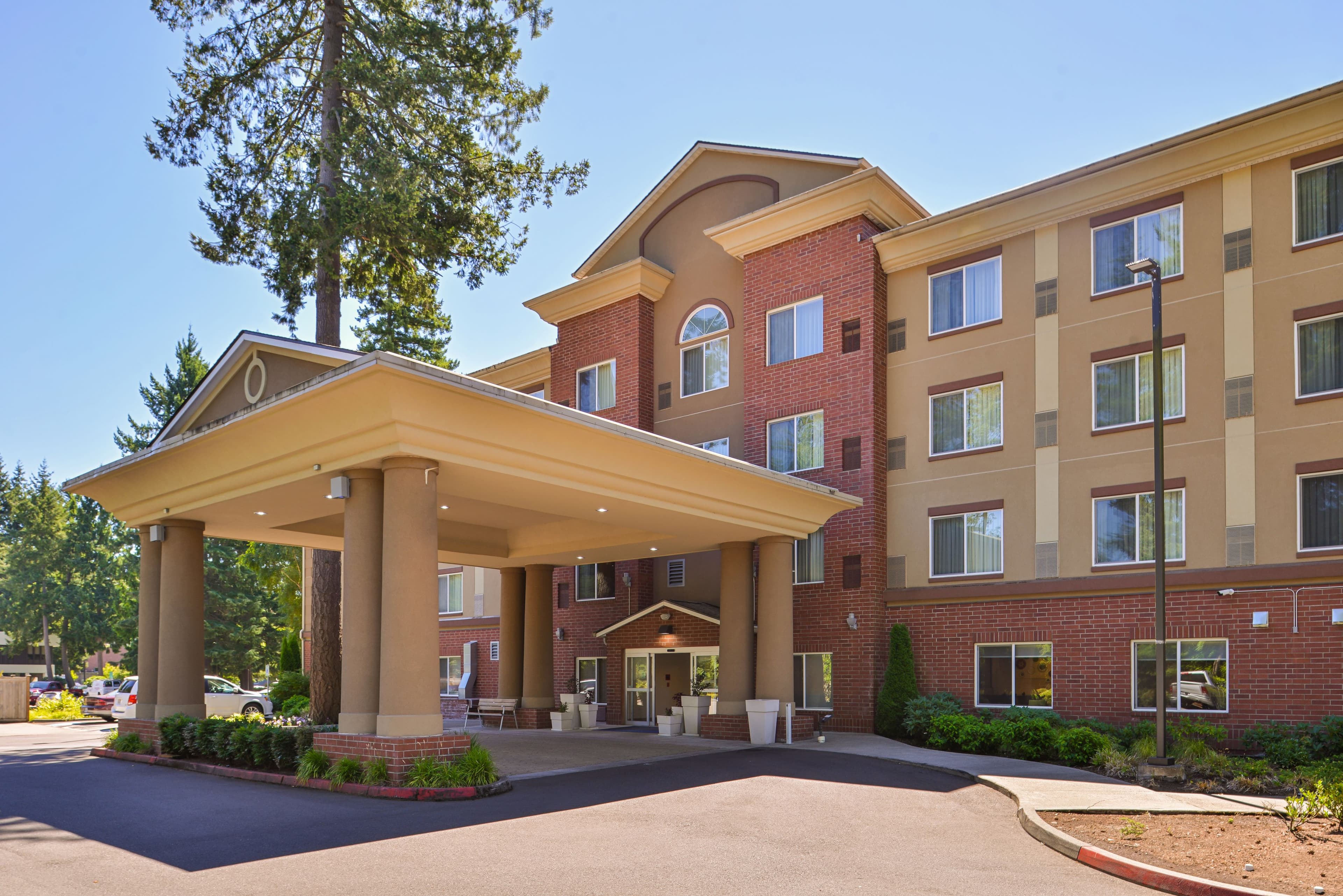 Holiday Inn Express & Suites Lacey - Olympia - Image 1