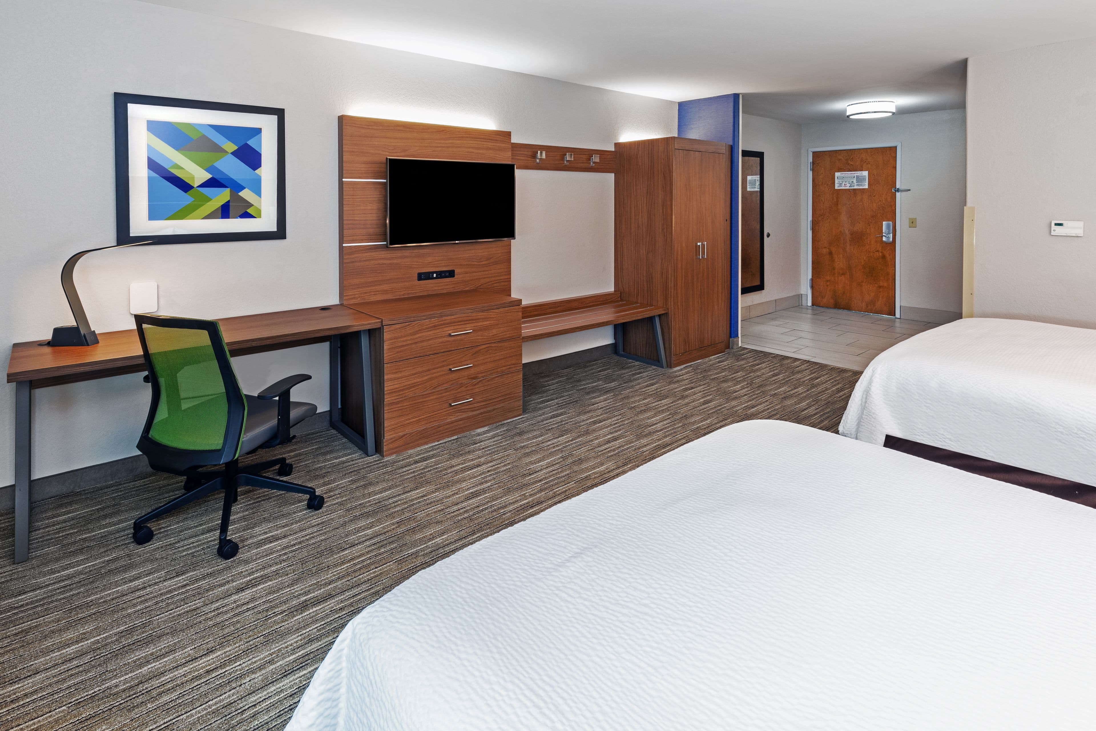 Holiday Inn Express & Suites Lafayette-South — 8