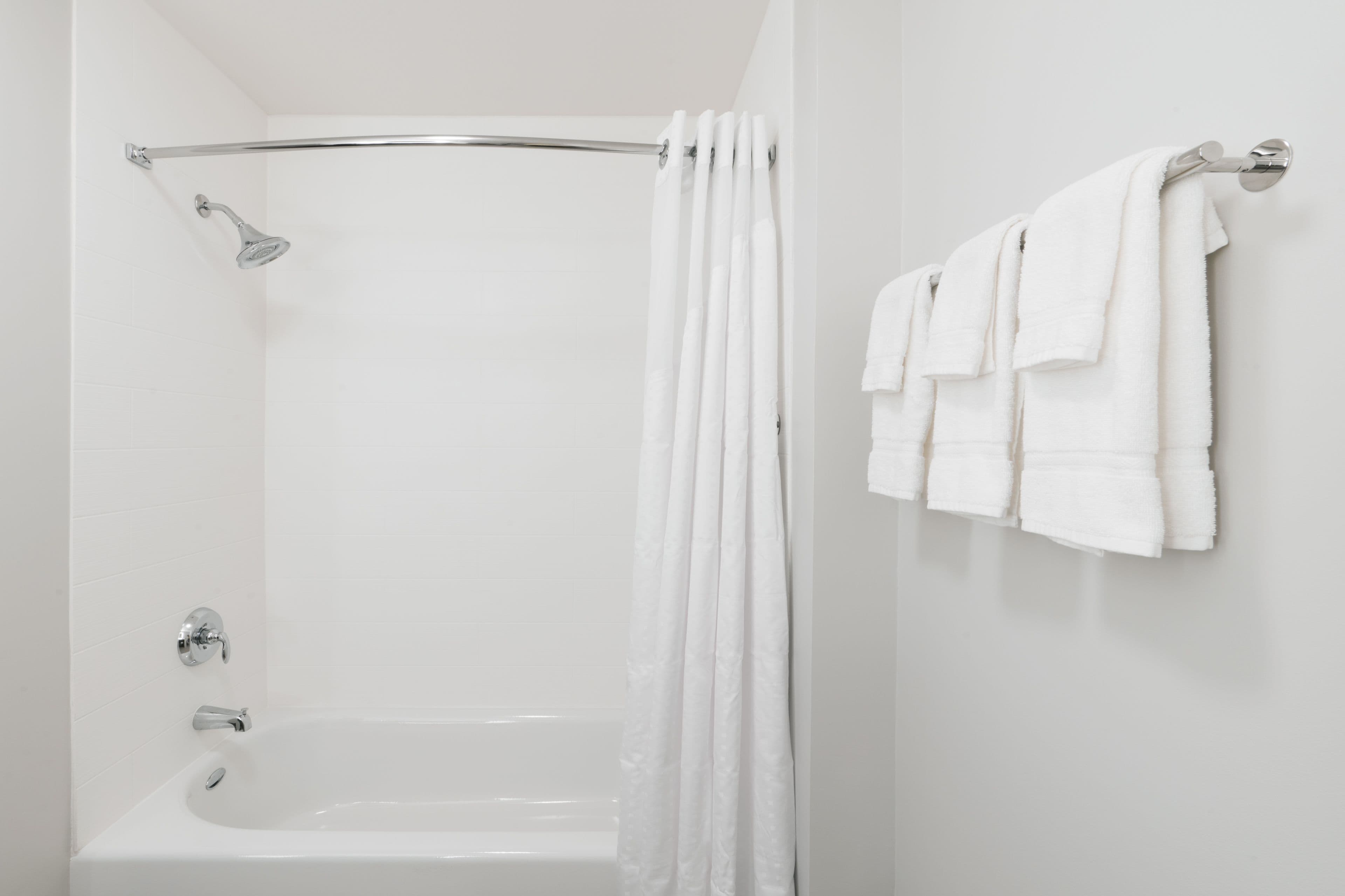 Holiday Inn Express & Suites Lake Havasu - London Bridge — 19